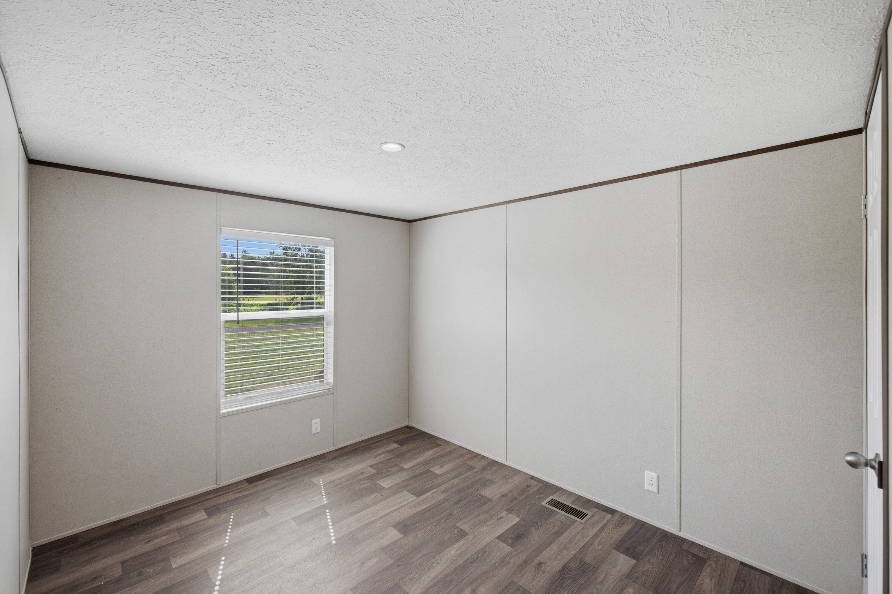 4366 Cooper Lane Holt FL 32564