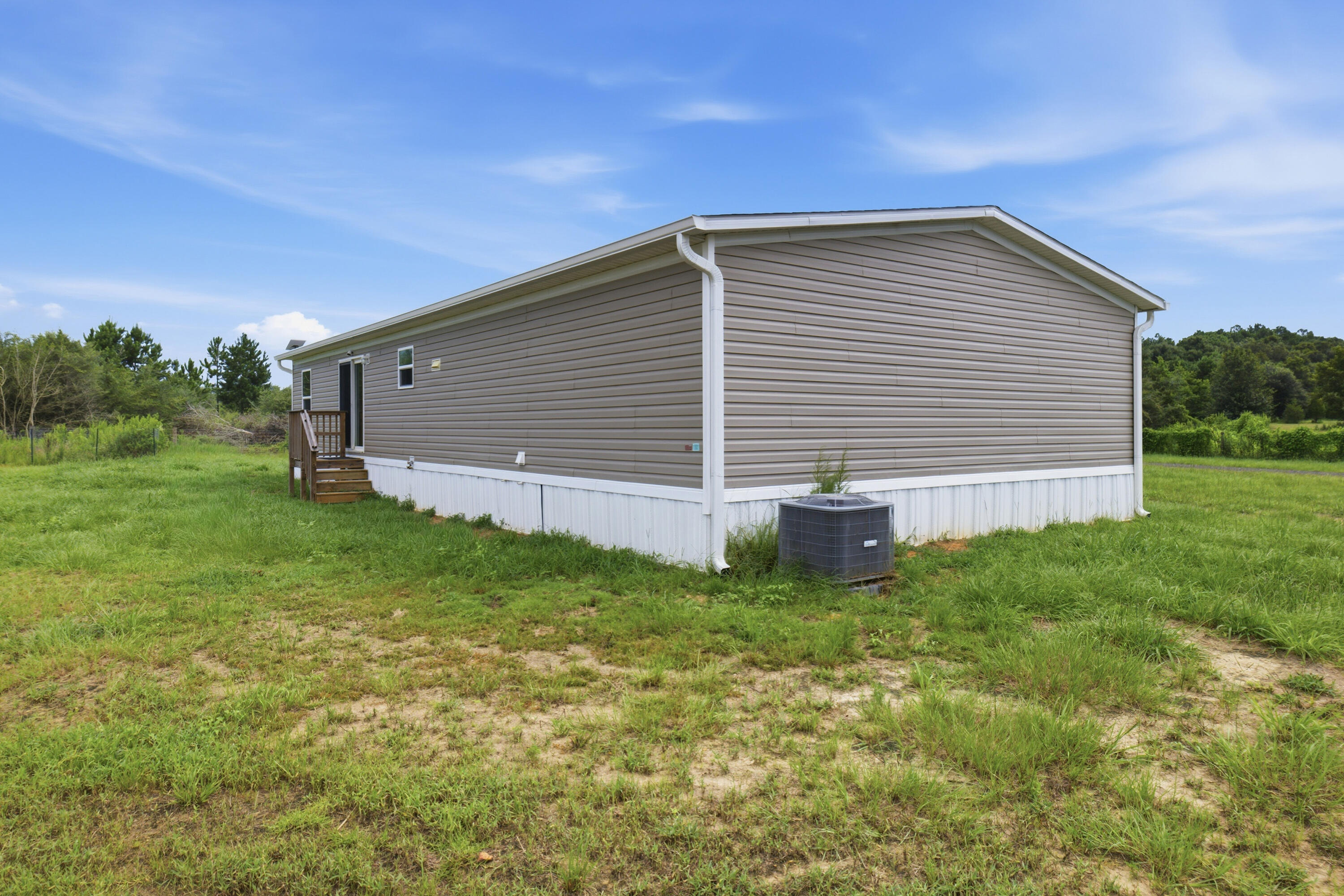 4366 Cooper Lane Holt FL 32564