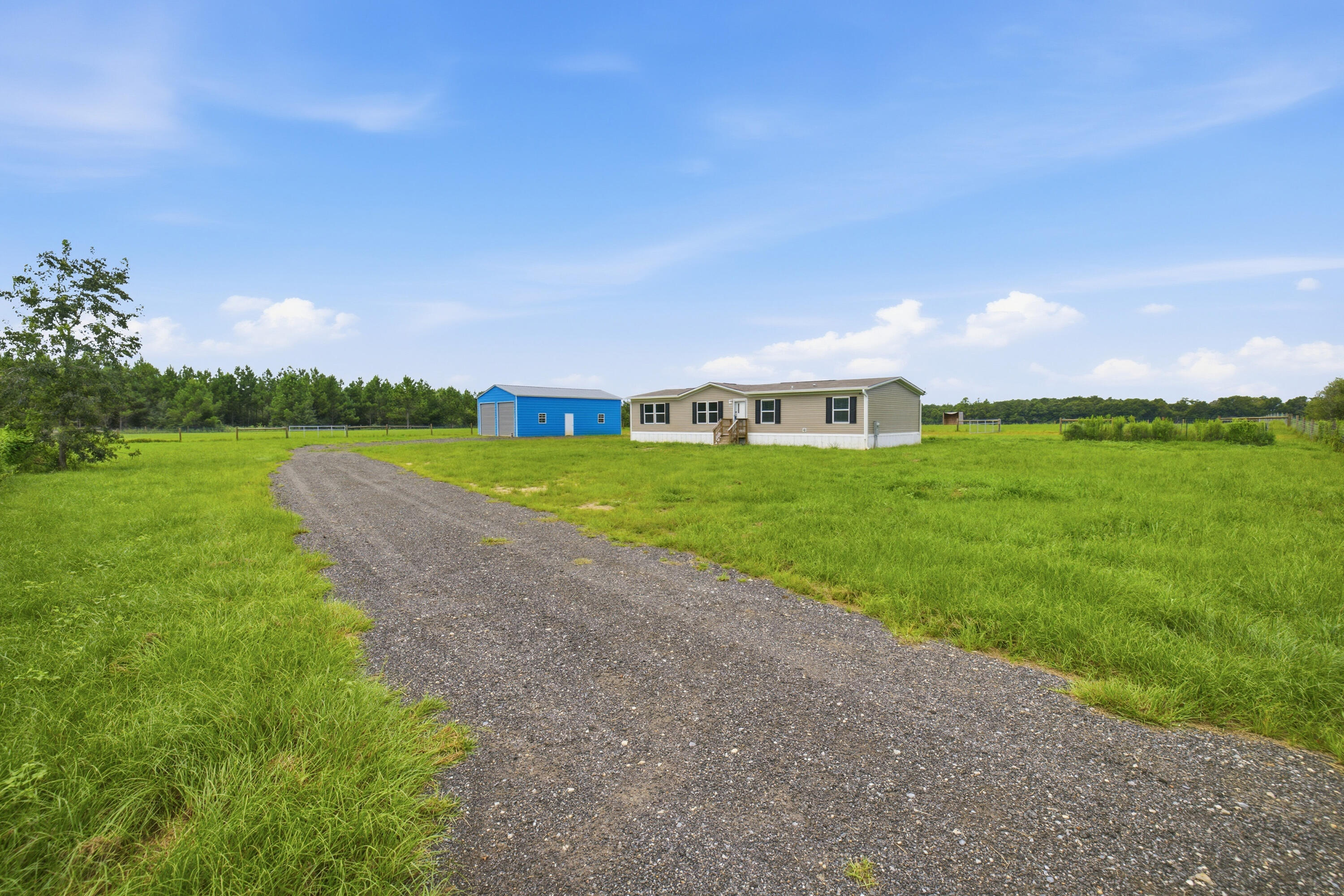 4366 Cooper Lane Holt FL 32564