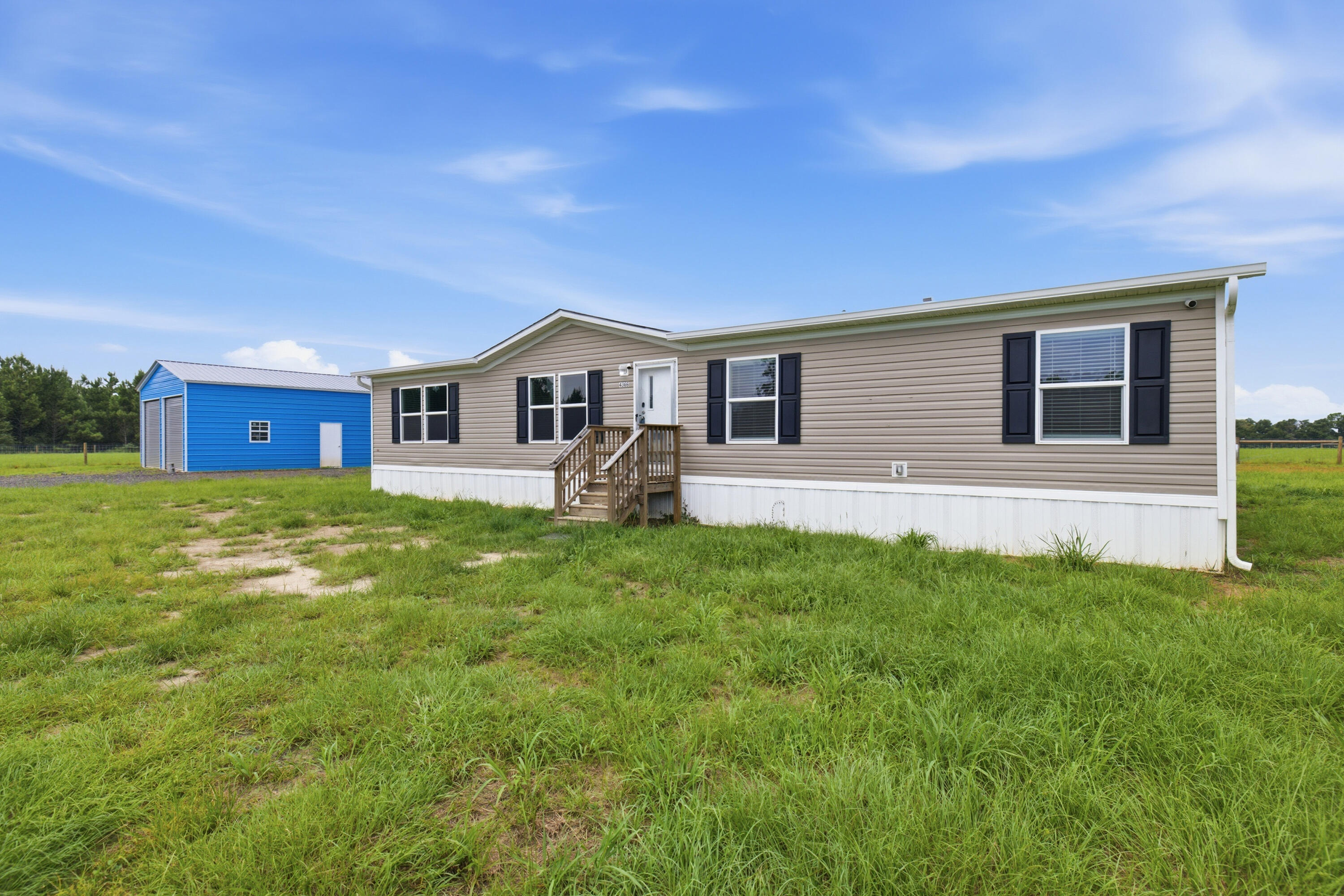 4366 Cooper Lane Holt FL 32564