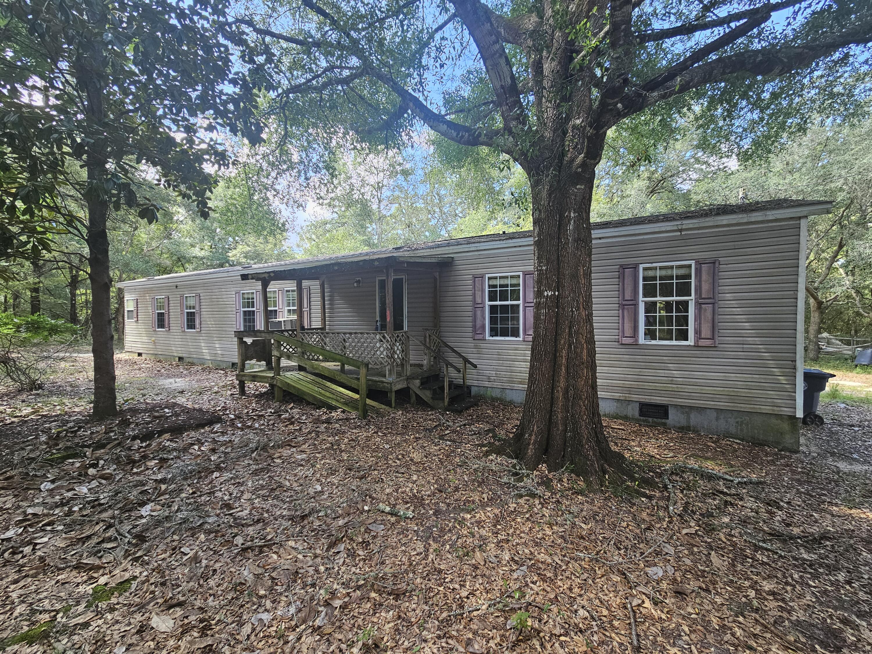 149 Nusom Drive Defuniak Springs FL 32433