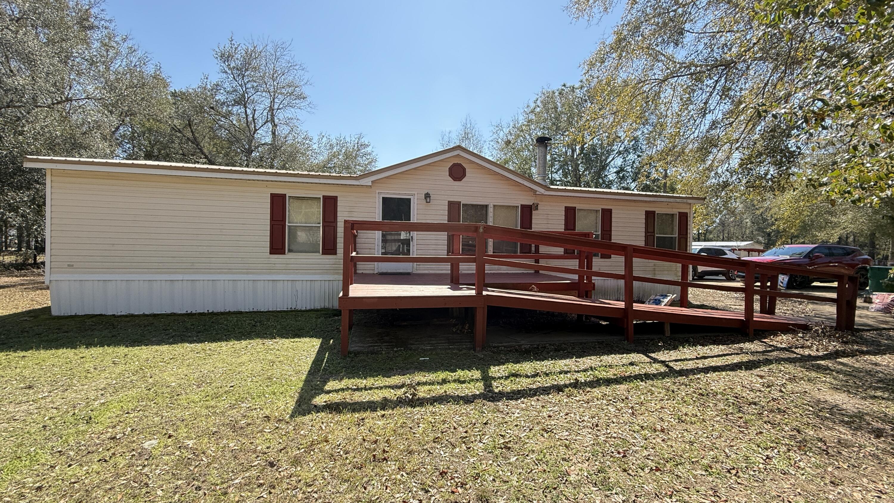 5243 Morris Street Crestview FL 32539