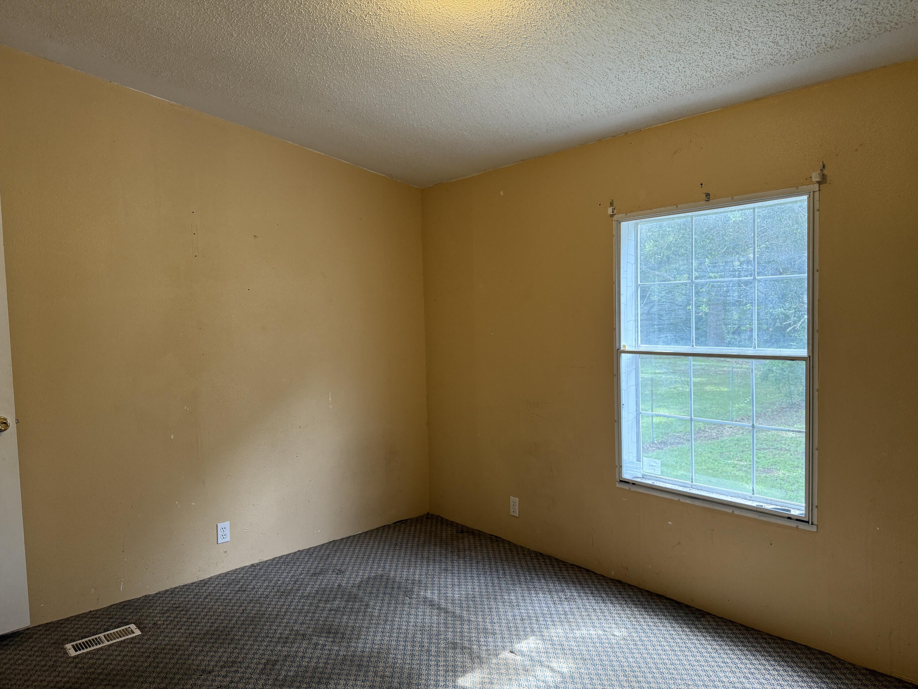 1894 W Kingsfield Road Cantonment FL 32533