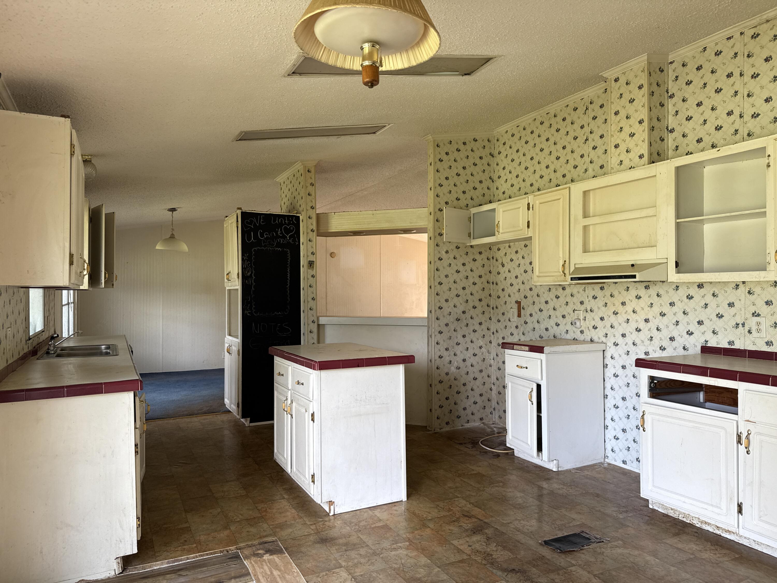 1894 W Kingsfield Road Cantonment FL 32533