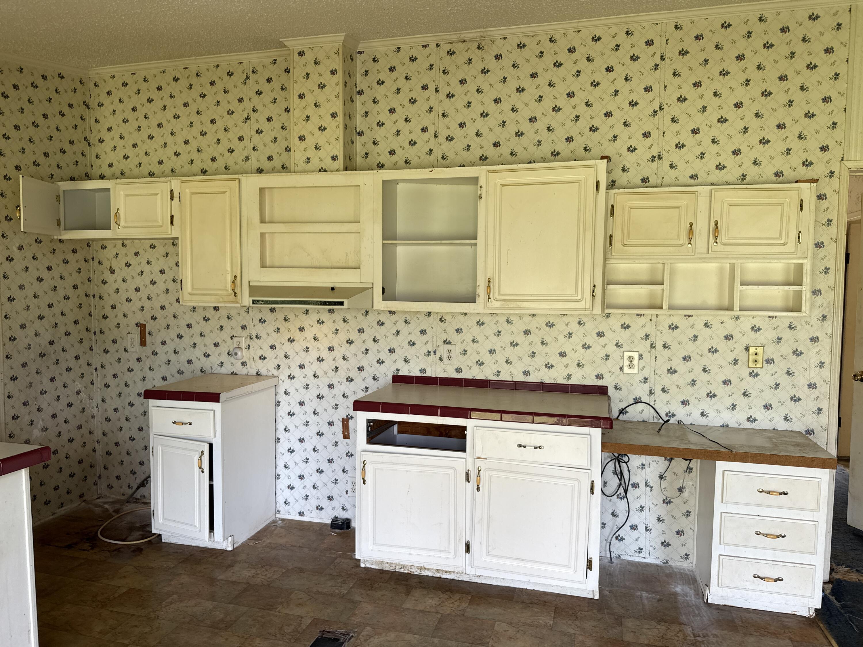 1894 W Kingsfield Road Cantonment FL 32533