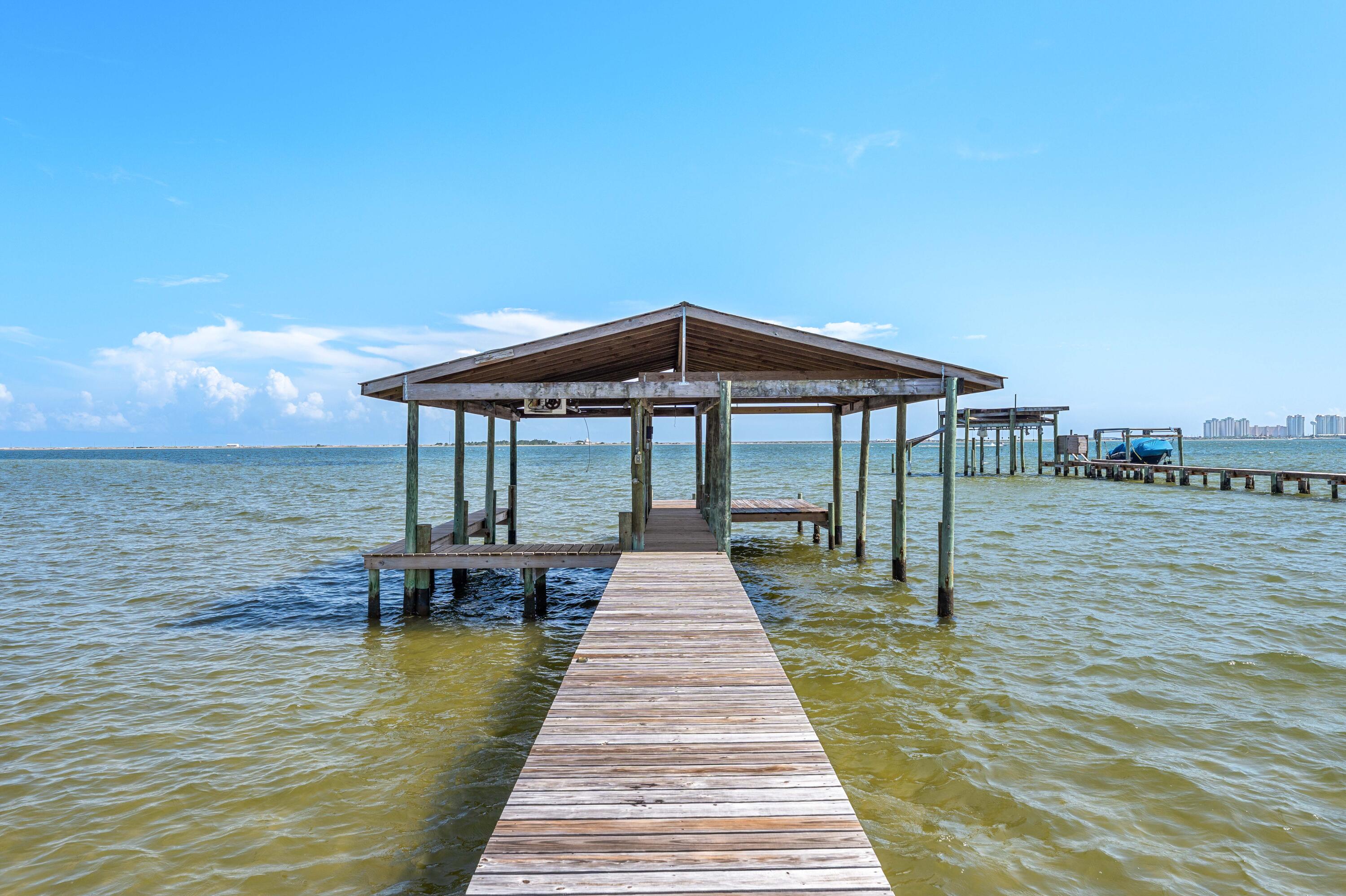 1901 Catamaran Drive Navarre FL 32566