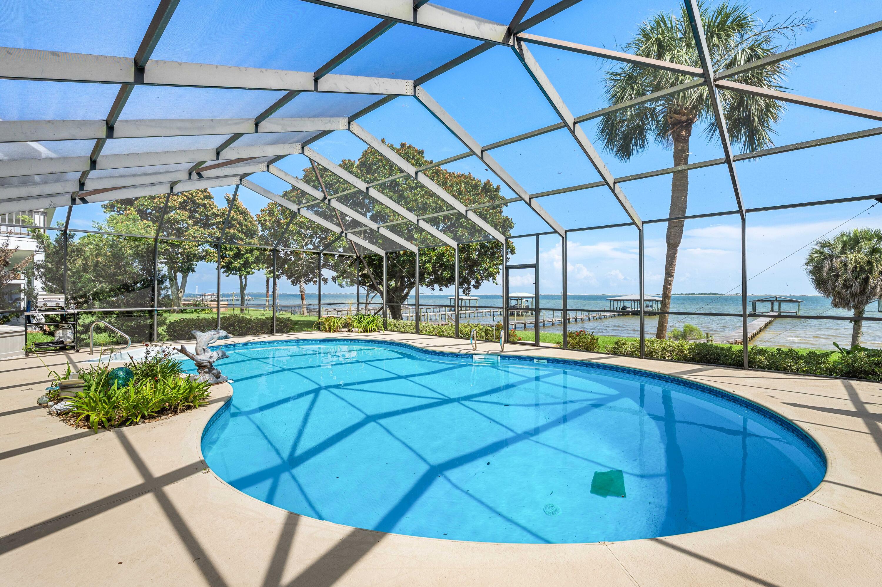 1901 Catamaran Drive Navarre FL 32566
