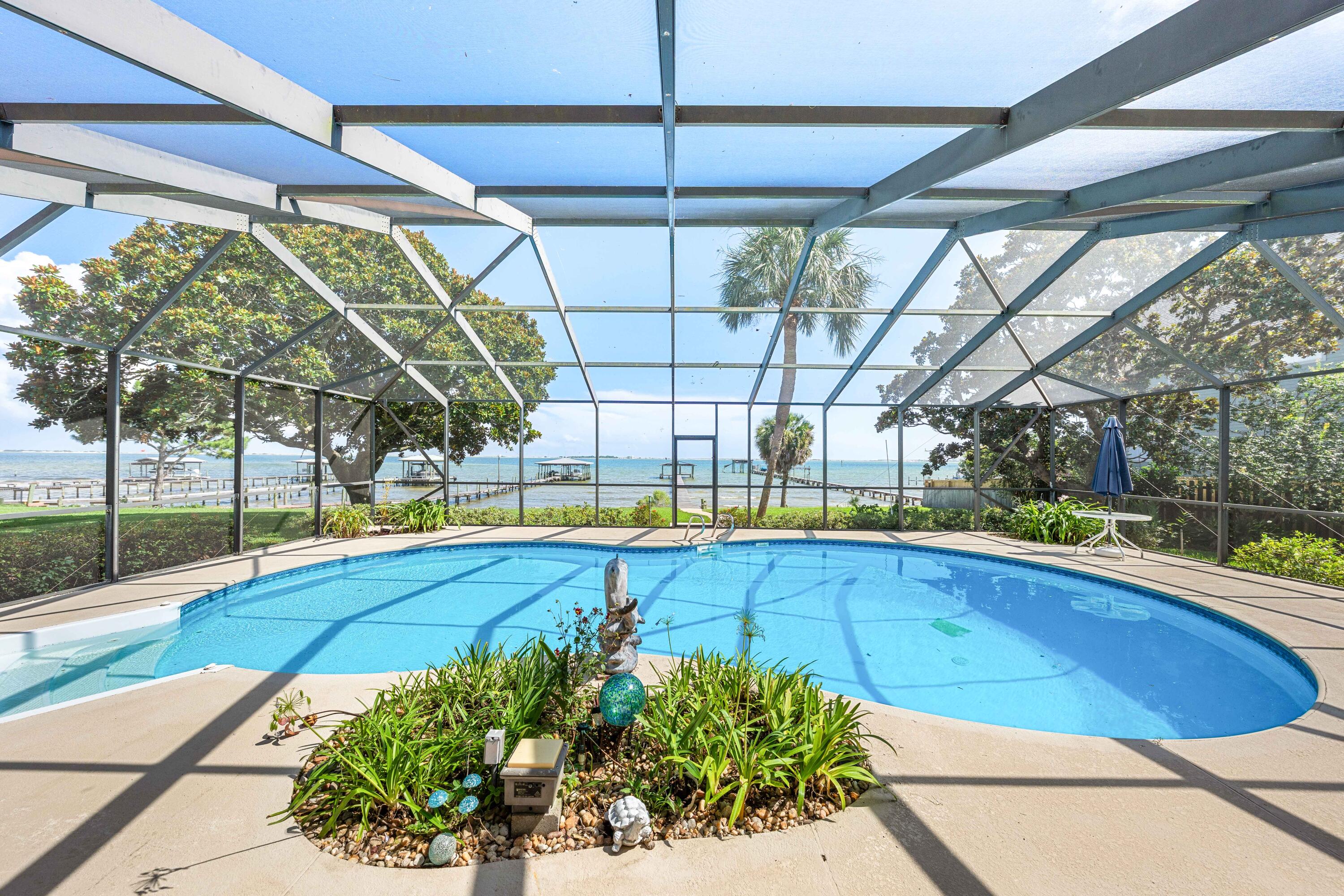 1901 Catamaran Drive Navarre FL 32566