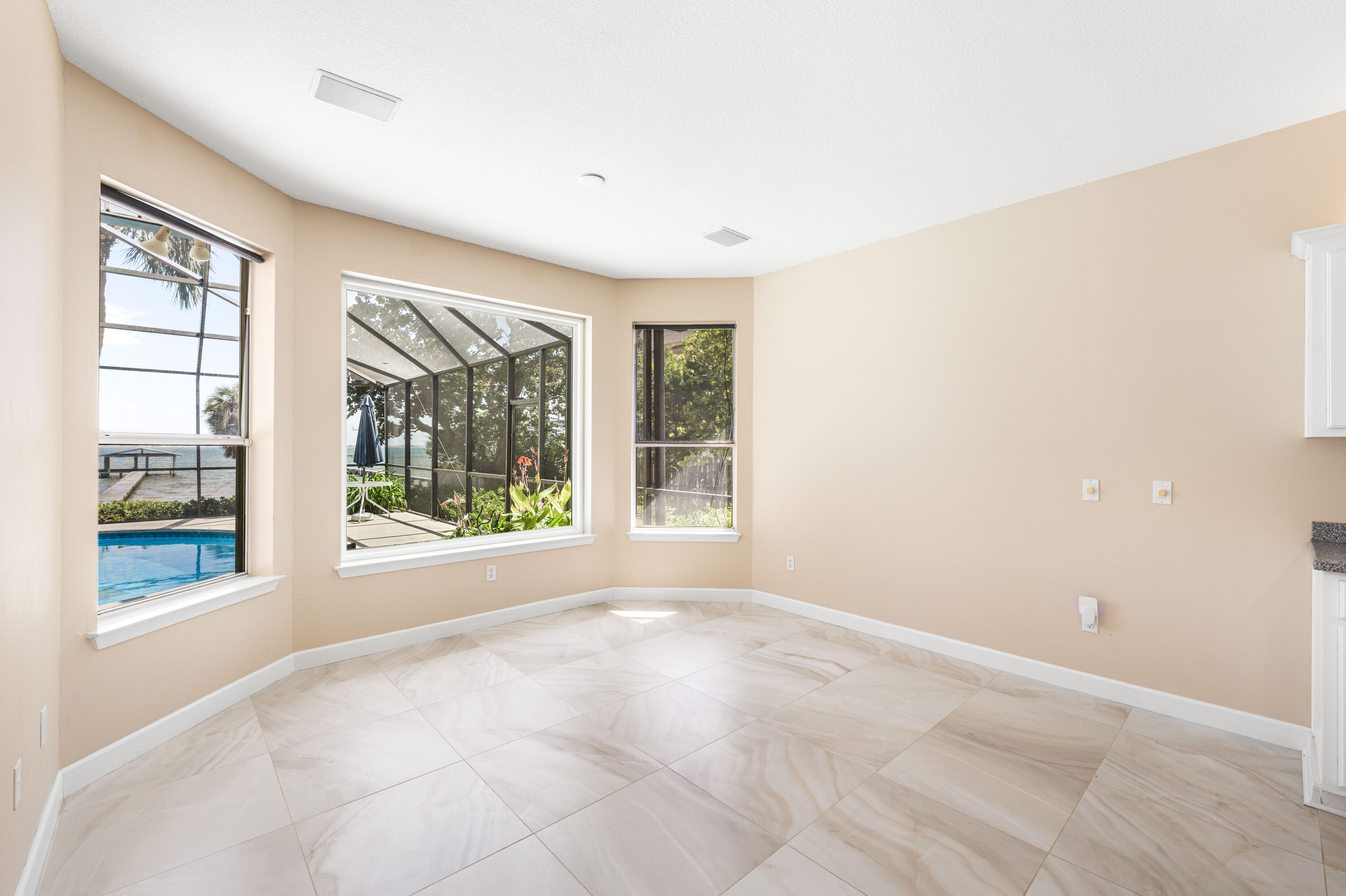 1901 Catamaran Drive Navarre FL 32566