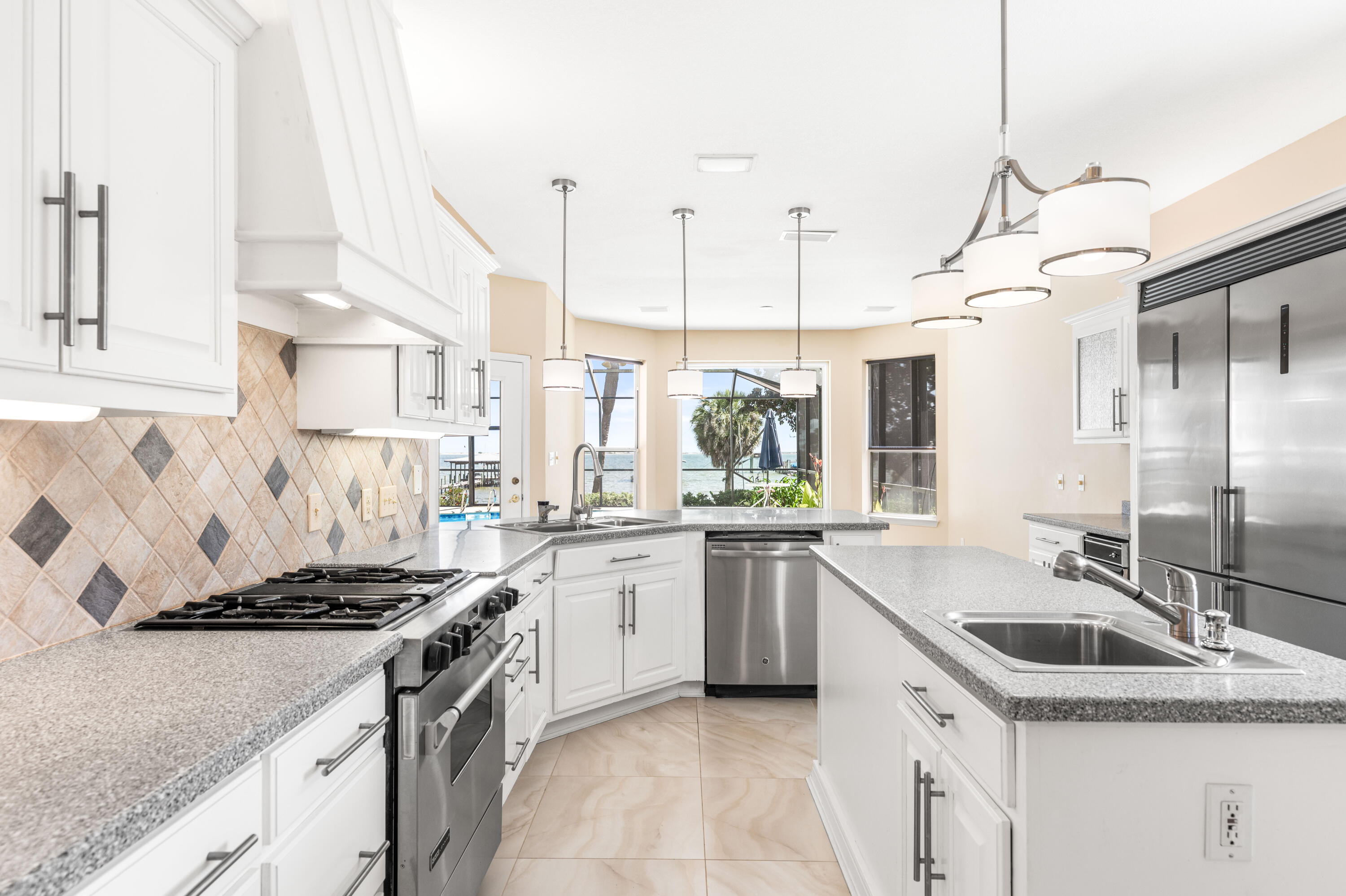 1901 Catamaran Drive Navarre FL 32566