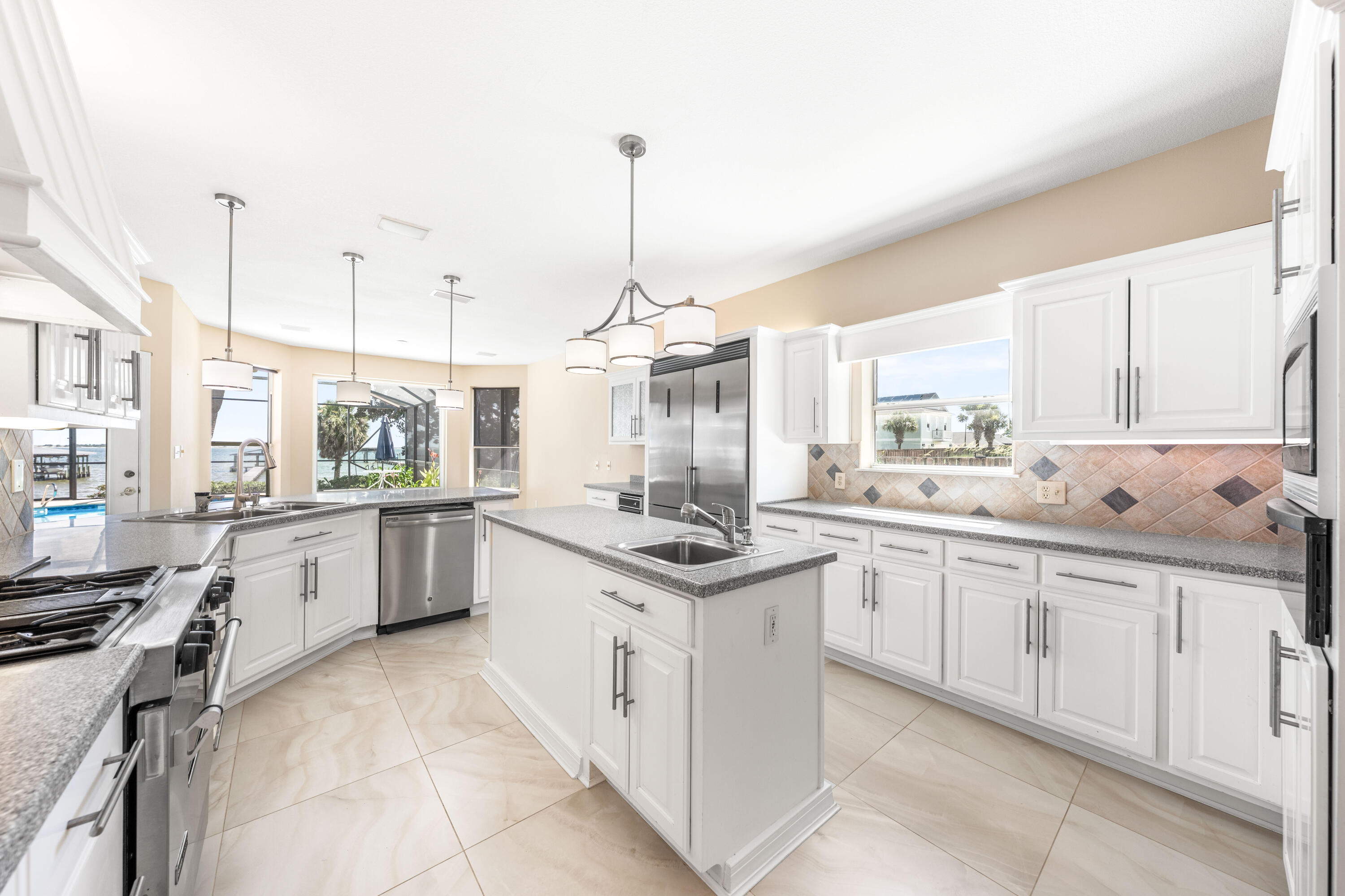 1901 Catamaran Drive Navarre FL 32566