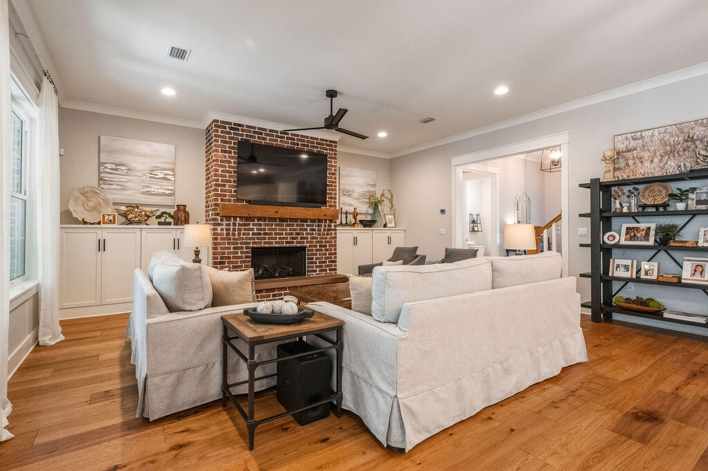 1156 Deer Moss Loop Niceville FL 32578