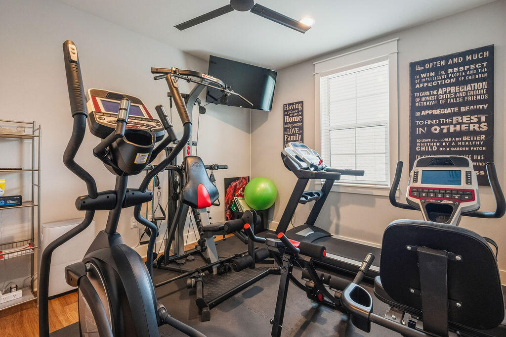 1156 Deer Moss Loop Niceville FL 32578
