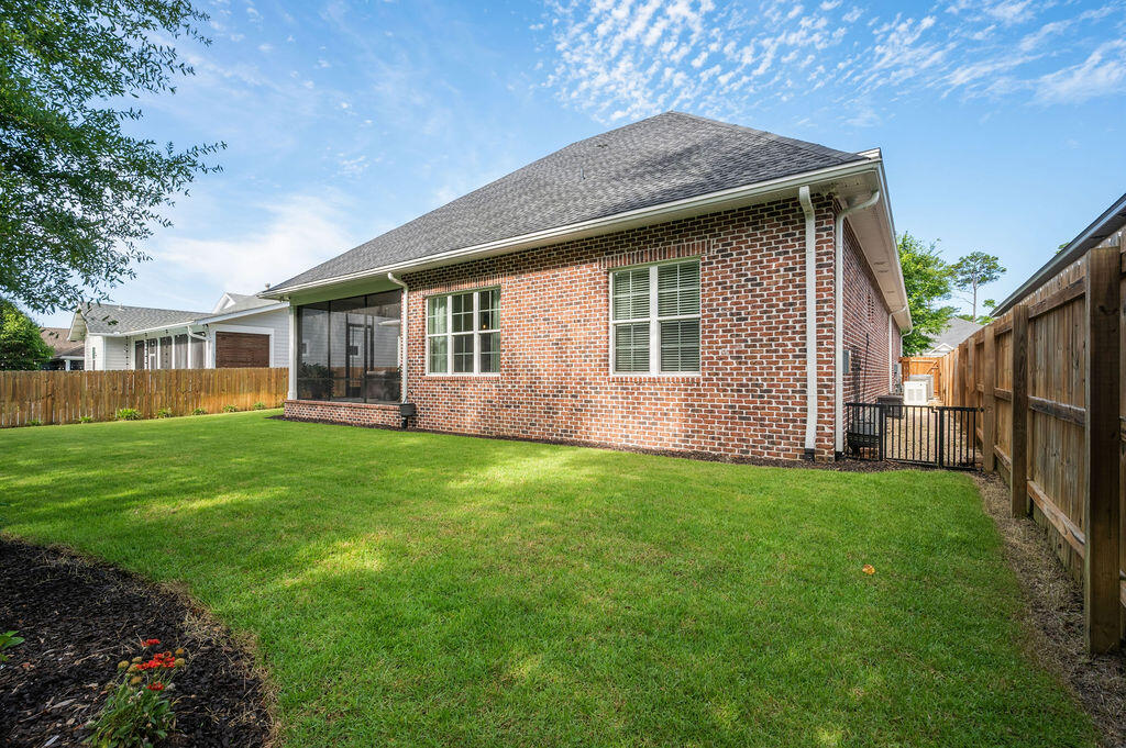 1156 Deer Moss Loop Niceville FL 32578