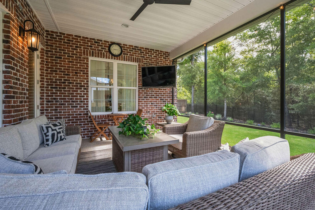 1156 Deer Moss Loop Niceville FL 32578