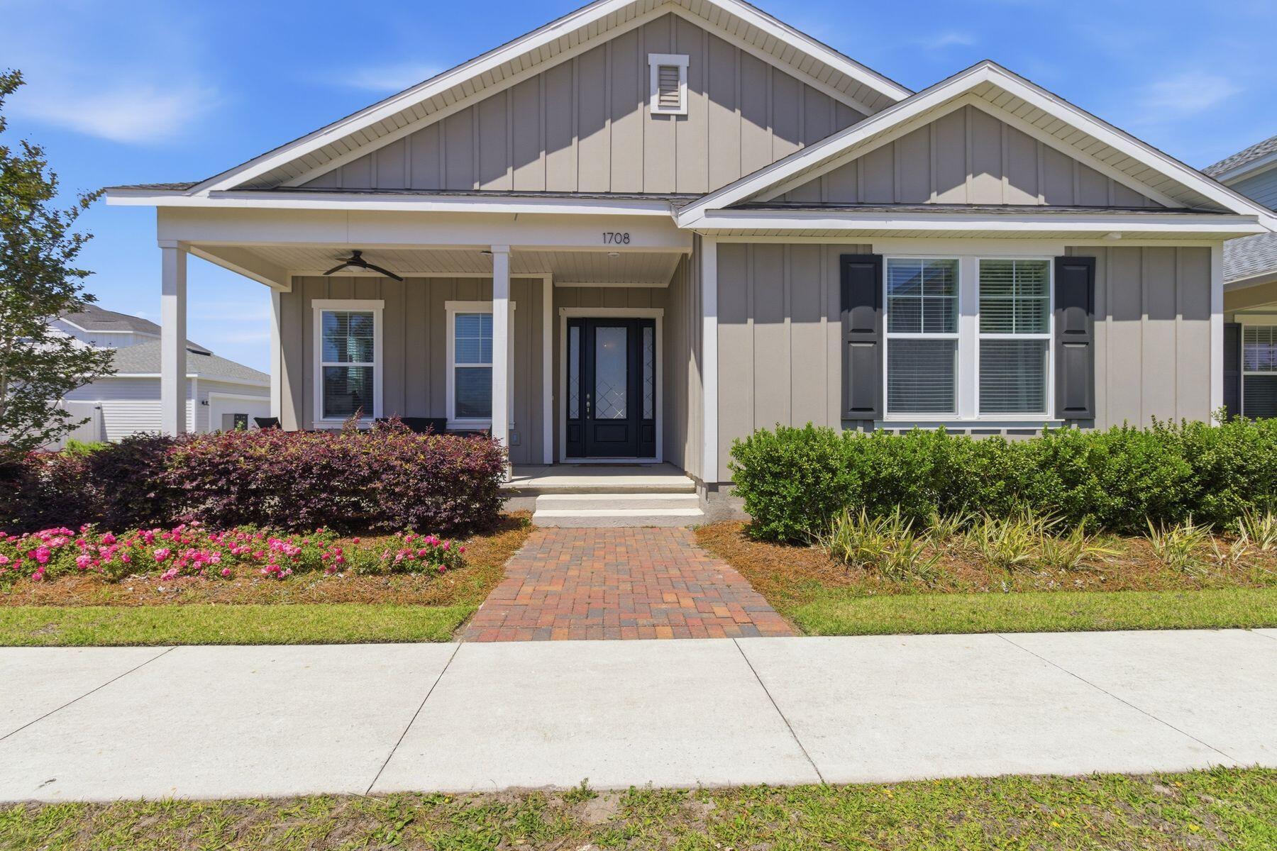 1708 Daffodil Street Panama City FL 32405