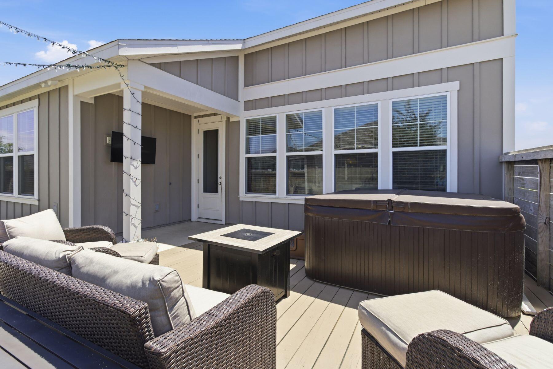 1708 Daffodil Street Panama City FL 32405