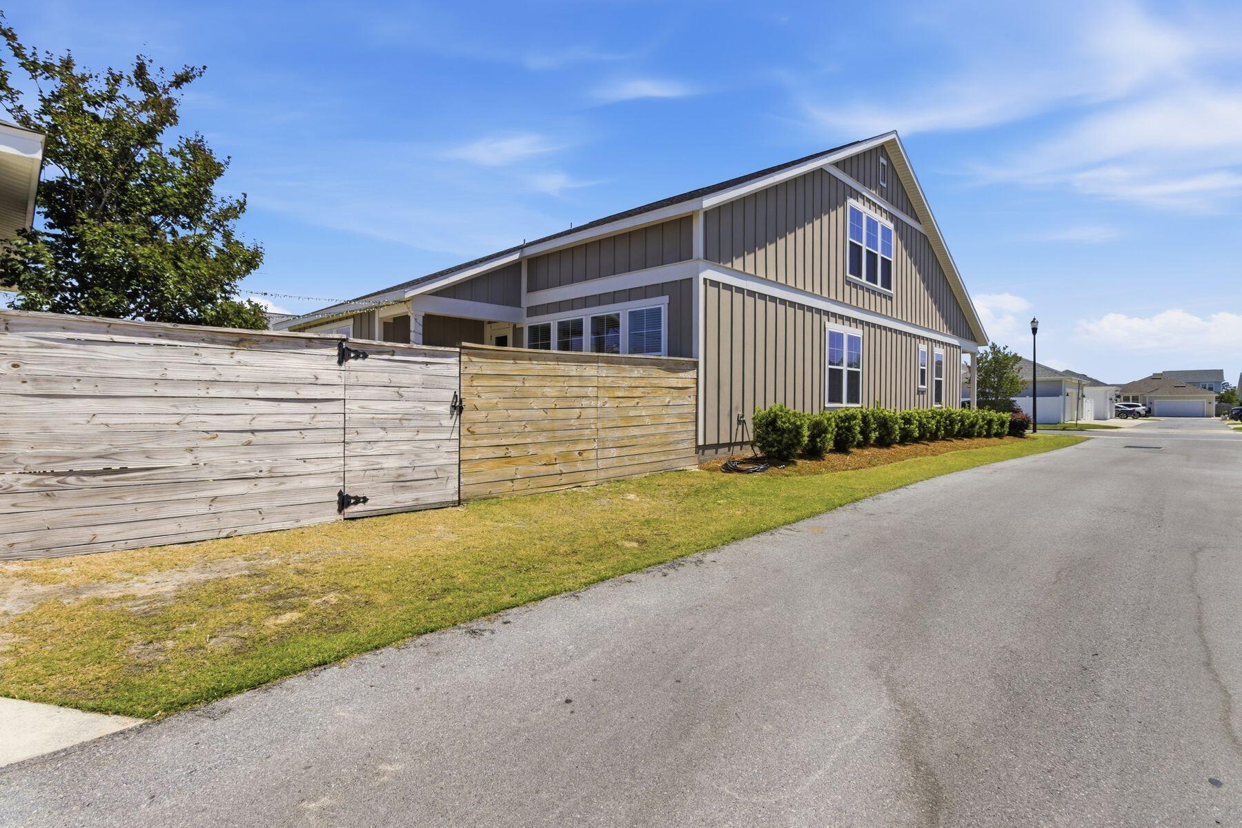 1708 Daffodil Street Panama City FL 32405