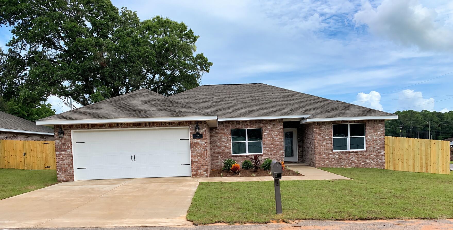 100 Castle Road Mary Esther FL 32569