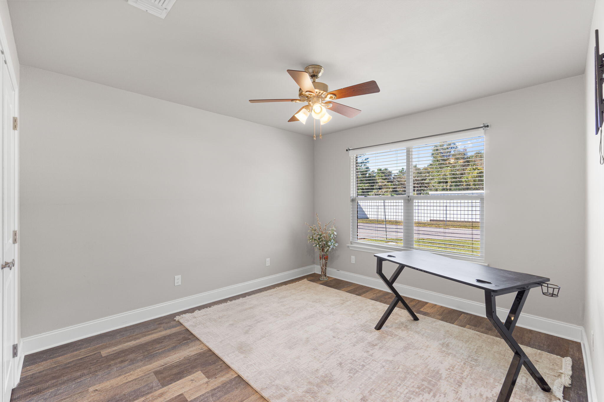 100 Castle Road Mary Esther FL 32569