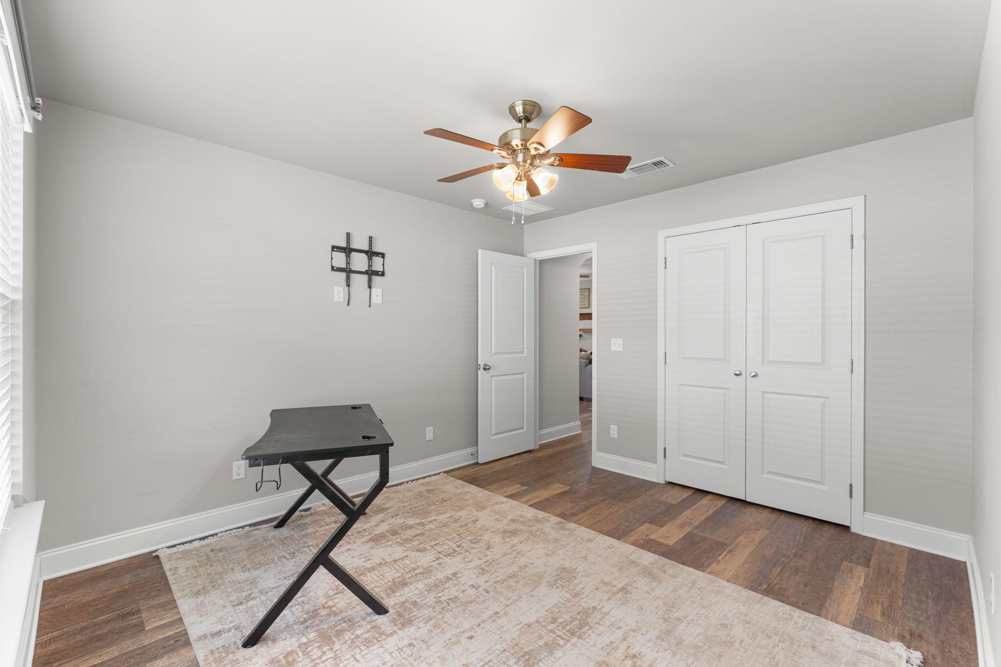 100 Castle Road Mary Esther FL 32569