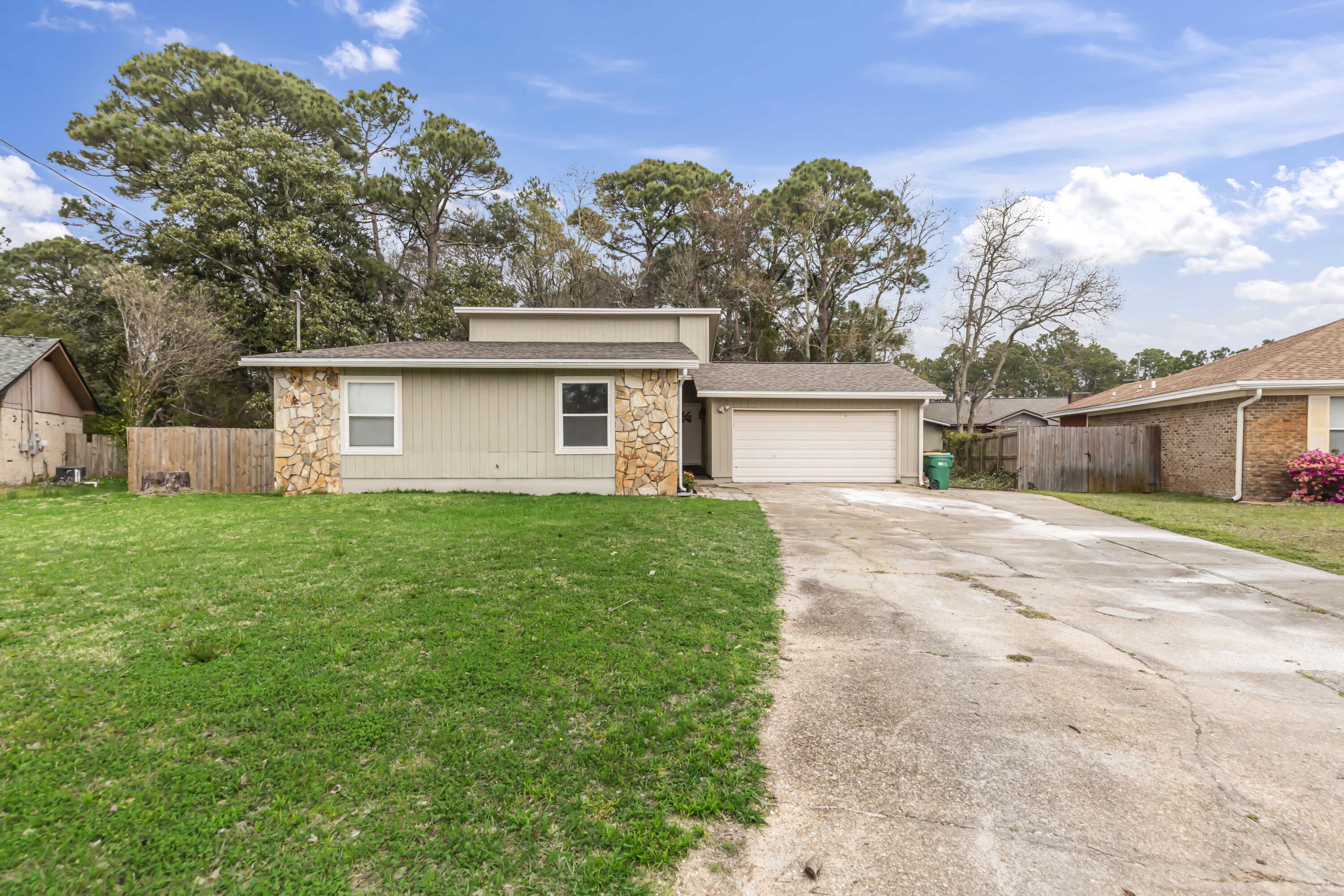 231 Seville Circle Mary Esther FL 32569