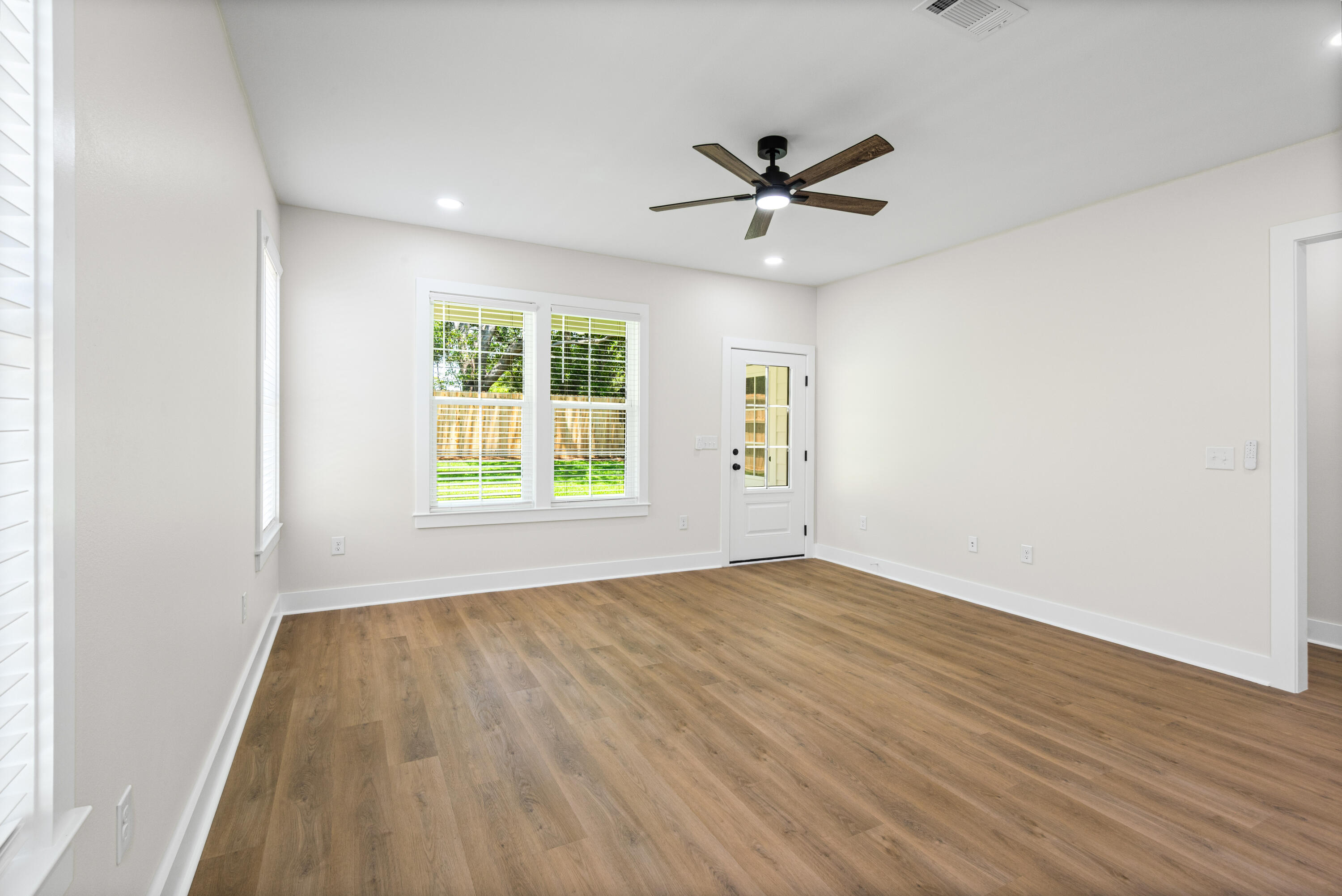 308 B Okaloosa Avenue Valparaiso FL 32580