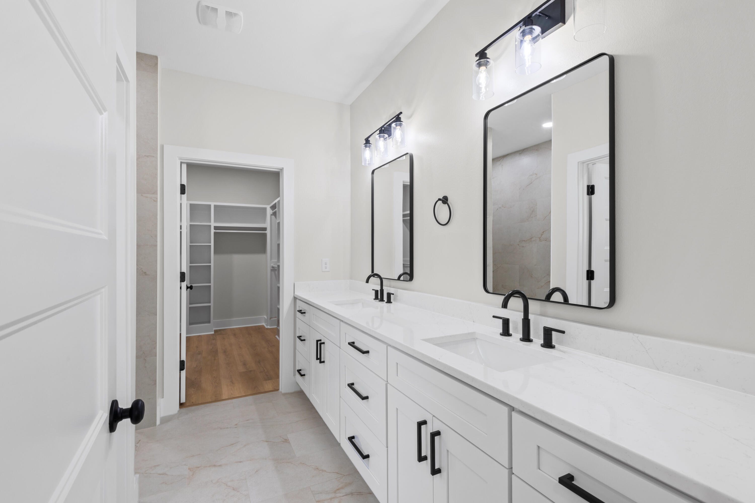 308 B Okaloosa Avenue Valparaiso FL 32580