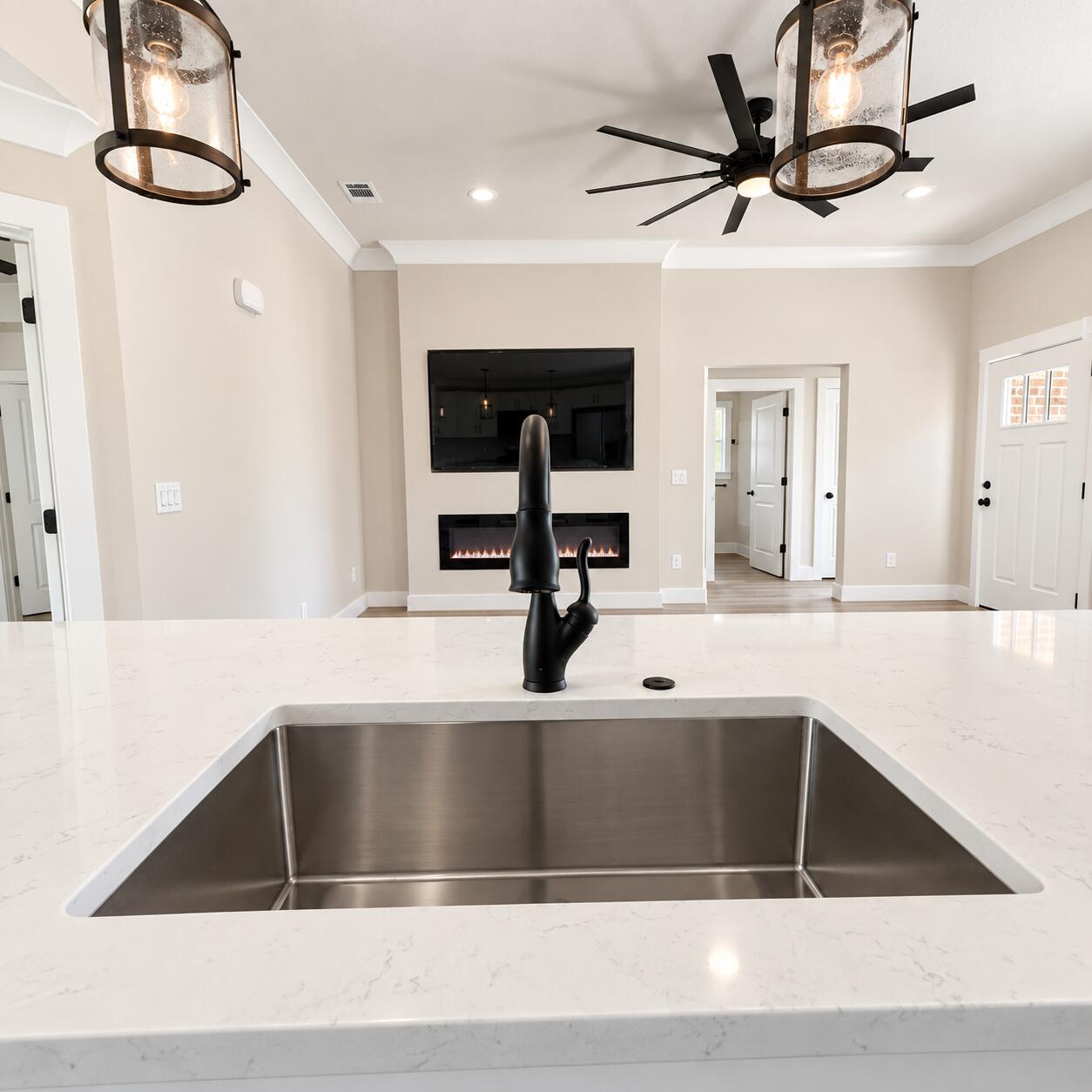 878 E Walnut Avenue Crestview FL 32539