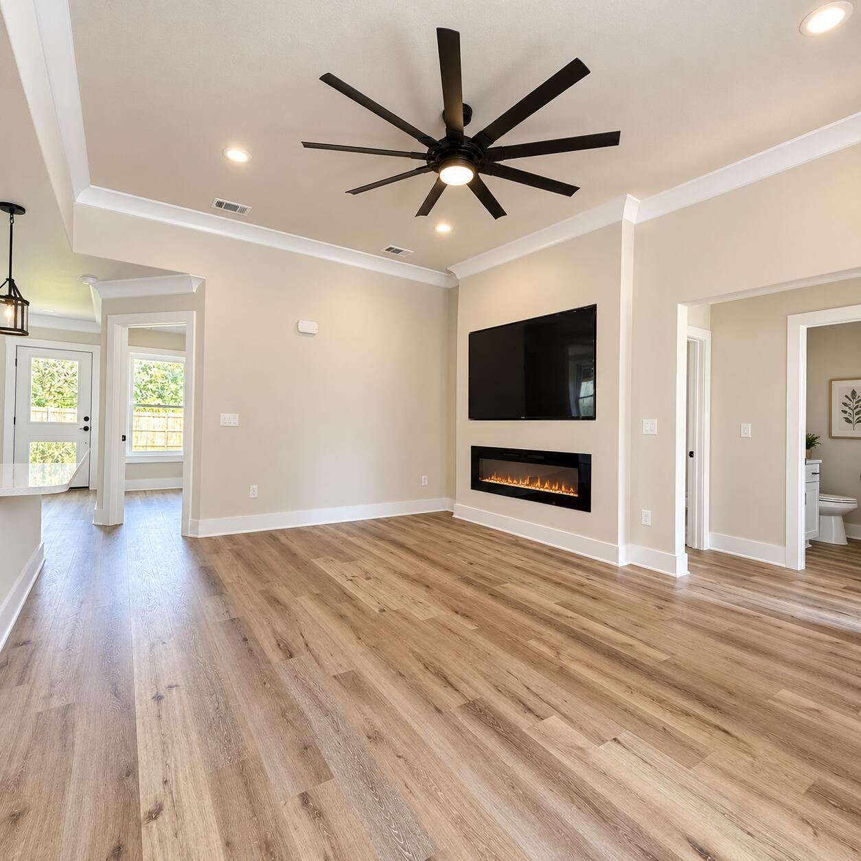 878 E Walnut Avenue Crestview FL 32539