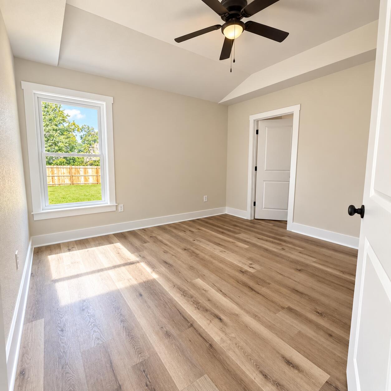 878 E Walnut Avenue Crestview FL 32539