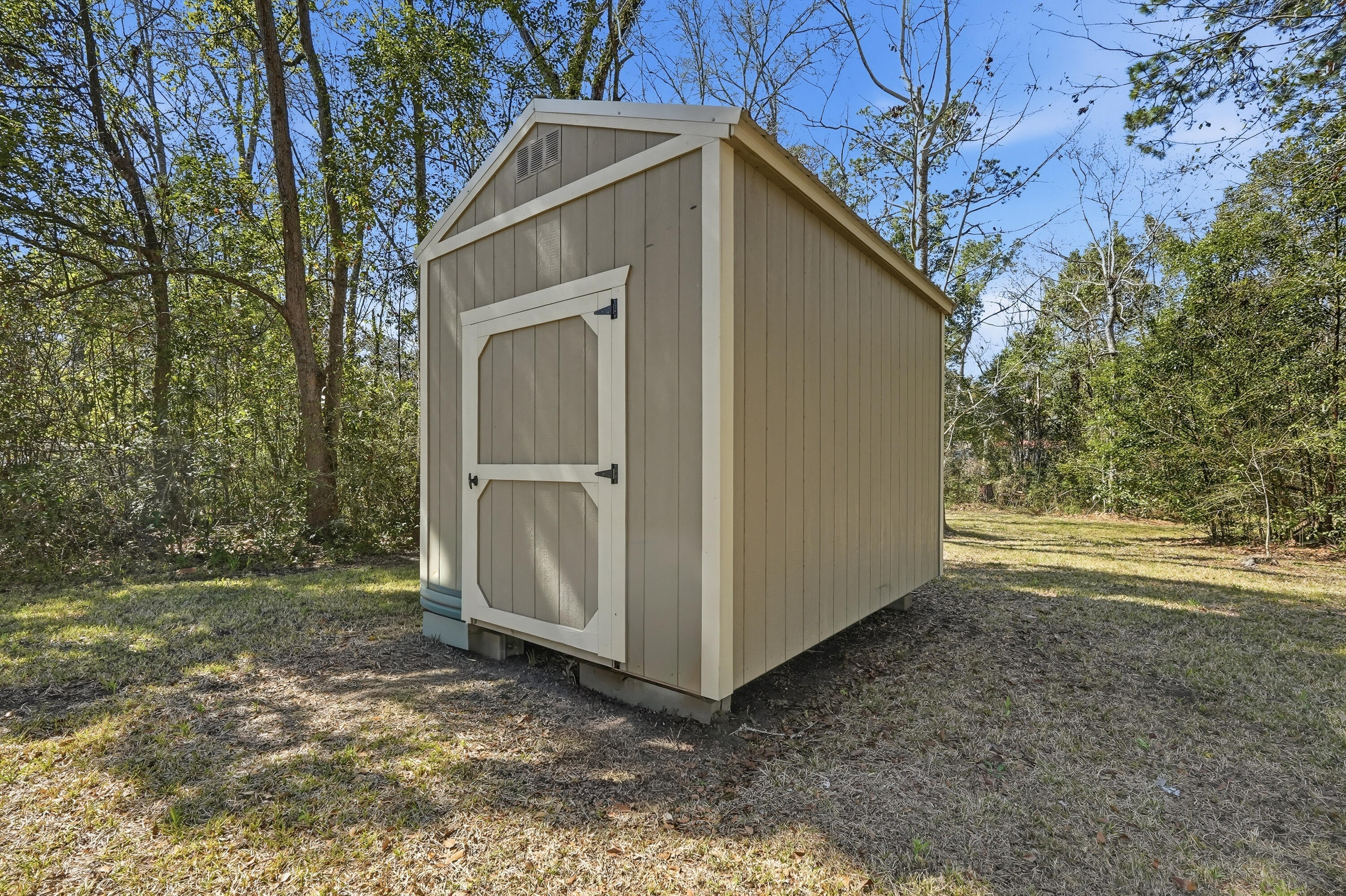 405 Range Line Street Bonifay FL 32425