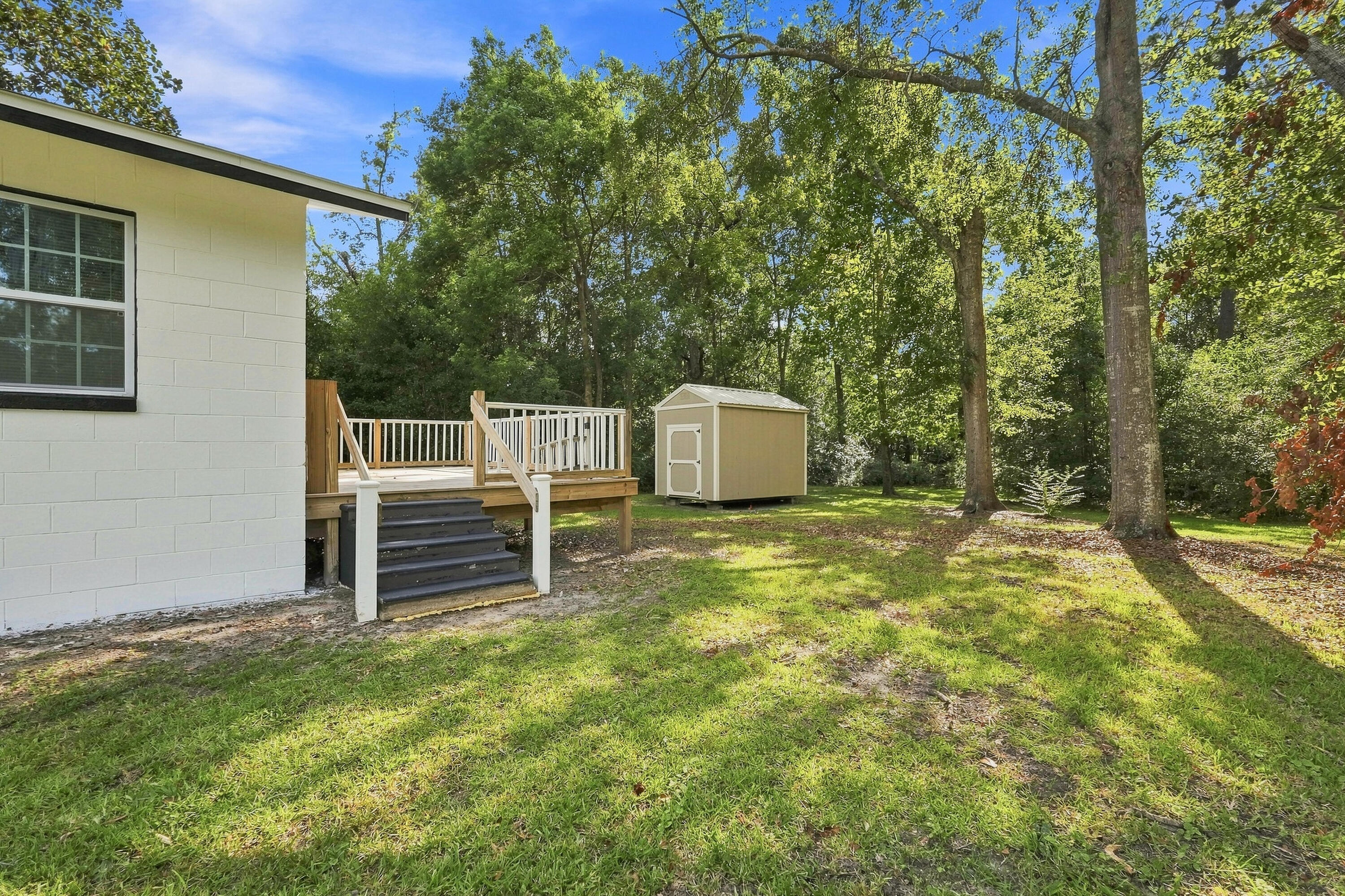 405 Range Line Street Bonifay FL 32425
