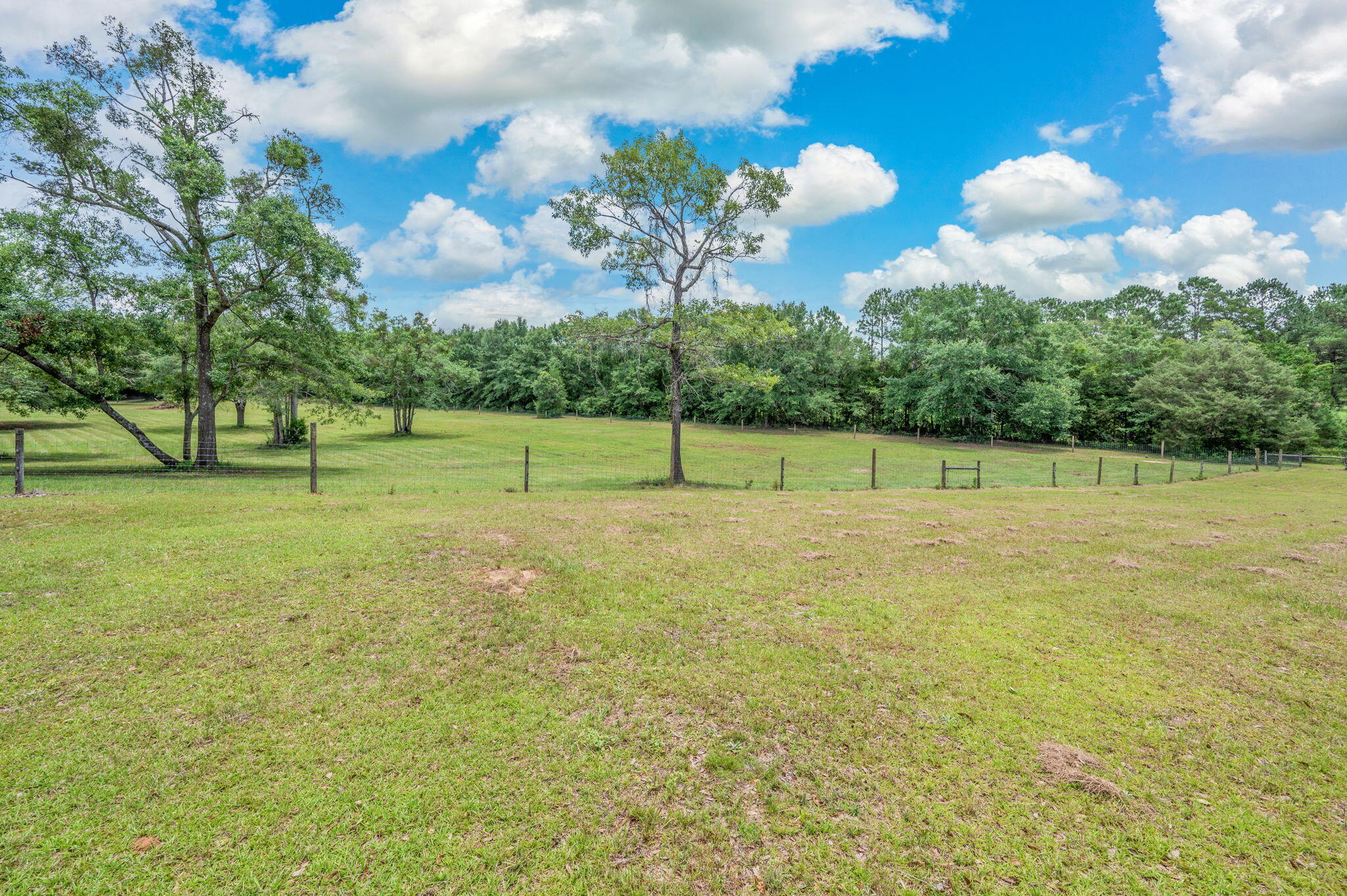 652 Tommy Eiland Road Baker FL 32531