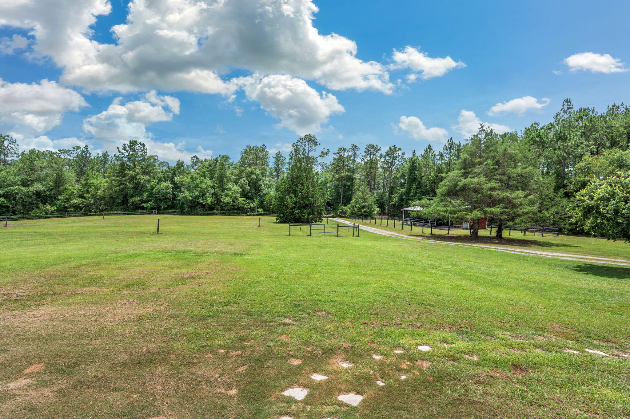 652 Tommy Eiland Road Baker FL 32531