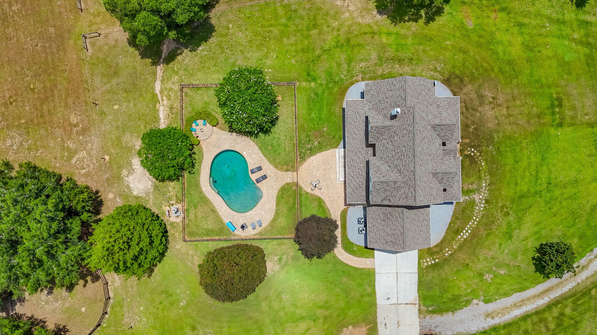 652 Tommy Eiland Road Baker FL 32531
