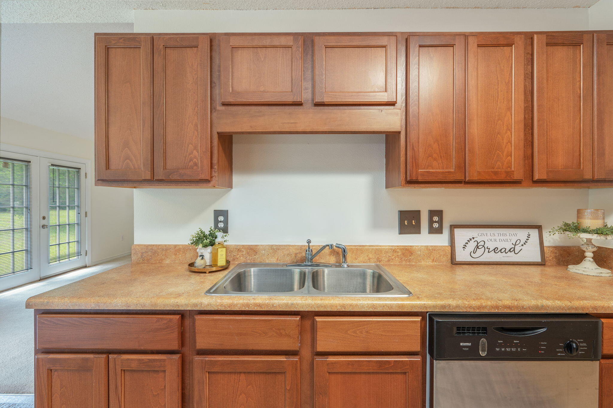 8180 Shooter Lane Laurel Hill FL 32567