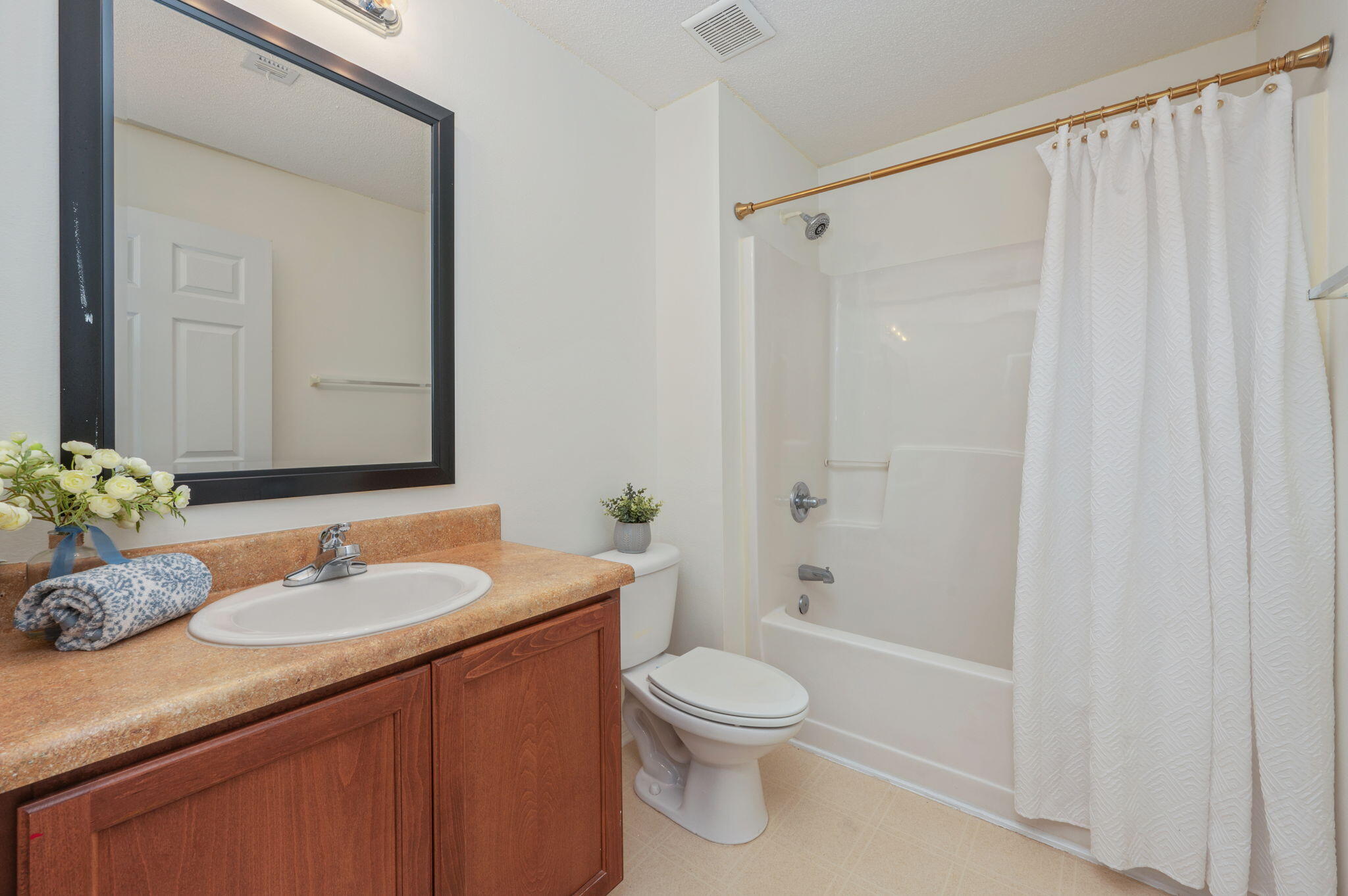 8180 Shooter Lane Laurel Hill FL 32567