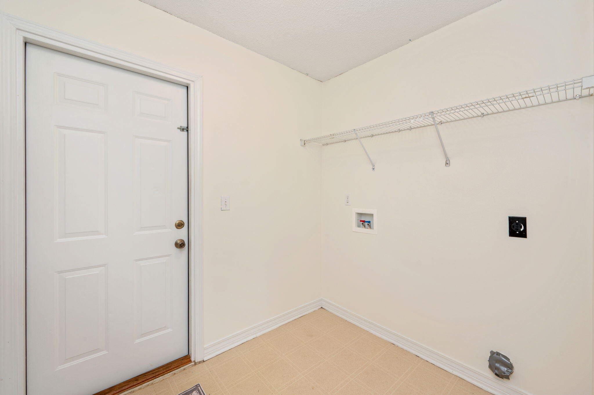 8180 Shooter Lane Laurel Hill FL 32567