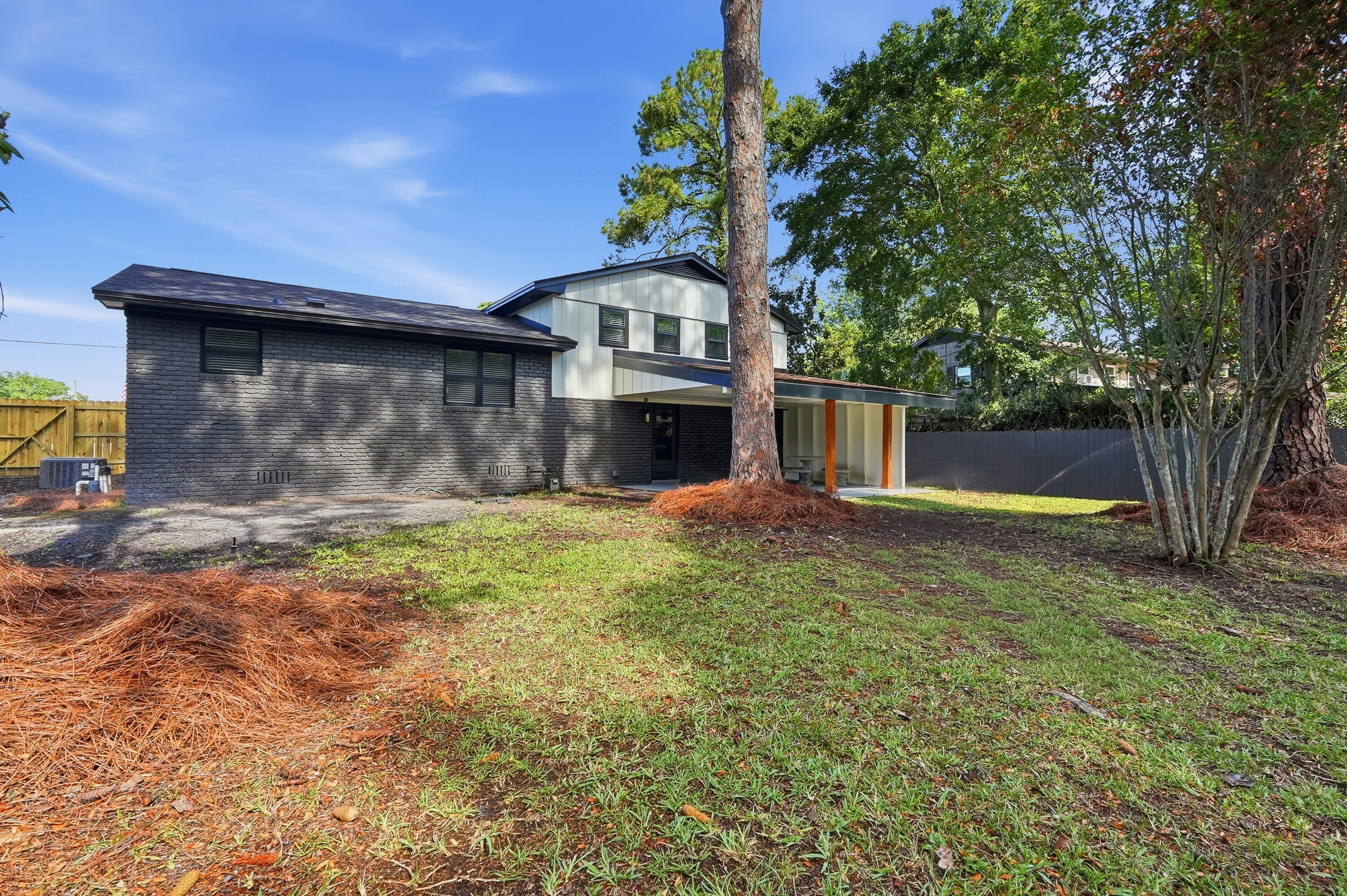 27 SW Driftwood Parkway Fort Walton Beach FL 32548
