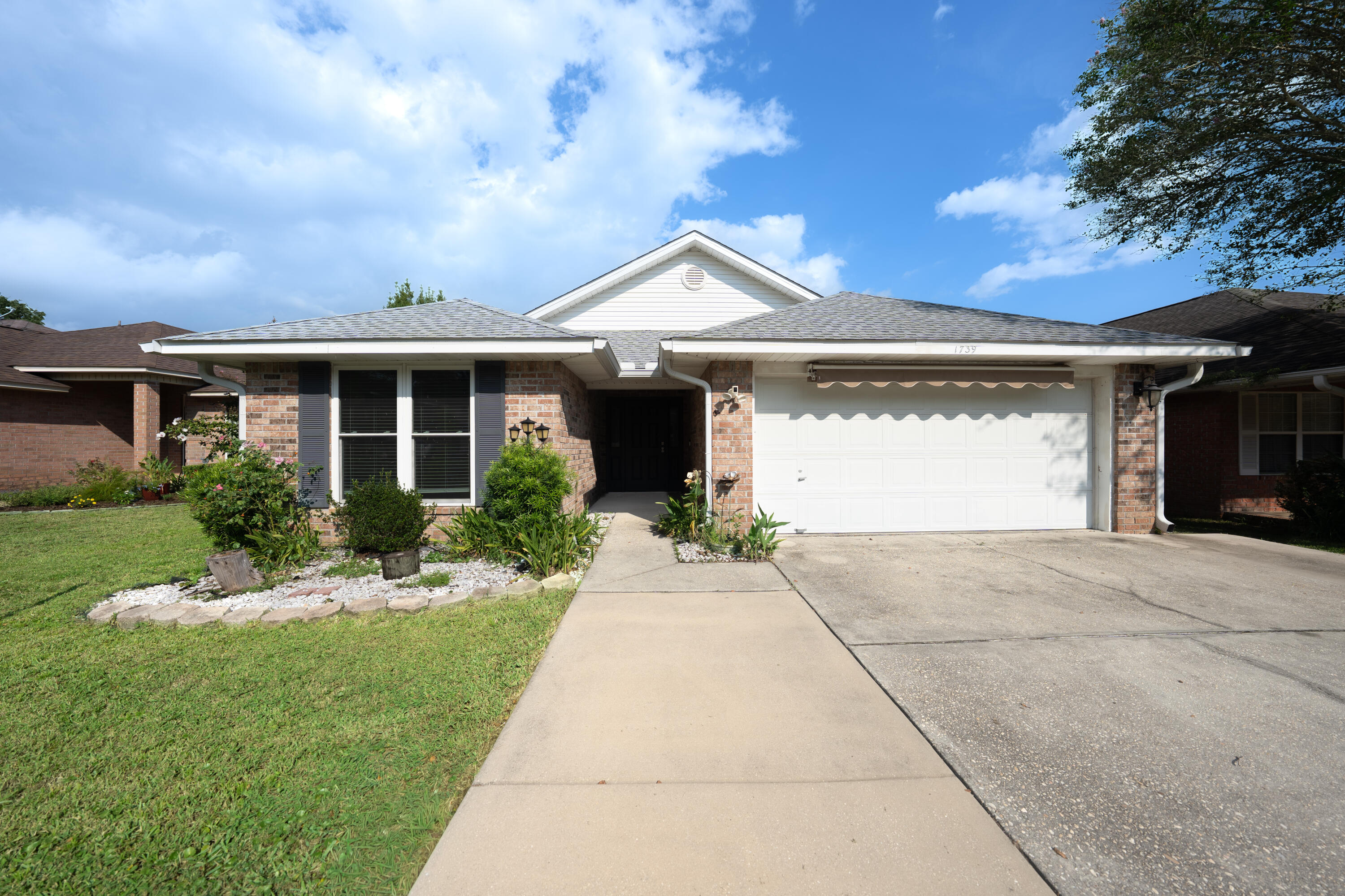 1739 Ivalea Circle Navarre FL 32566