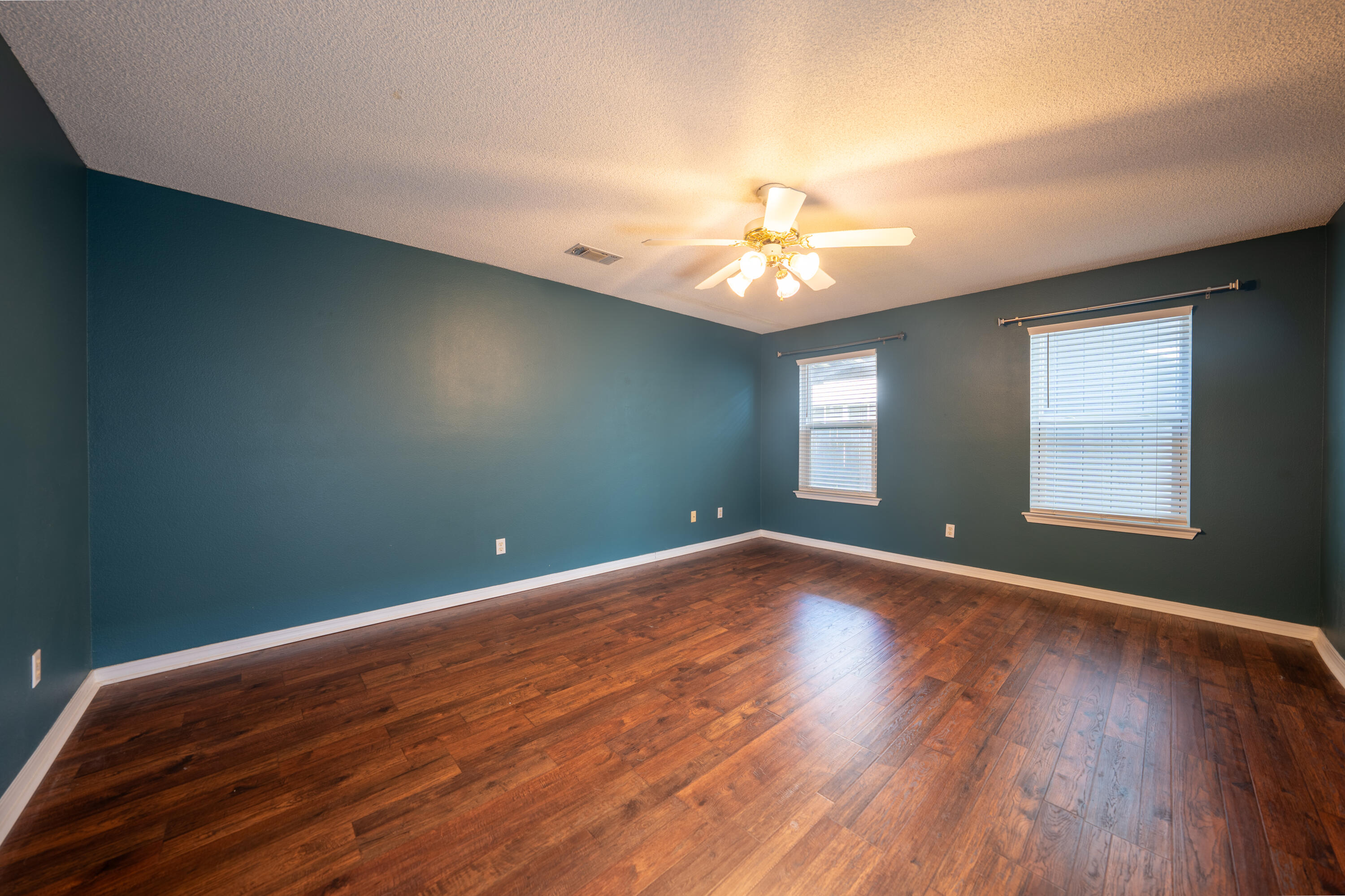 1739 Ivalea Circle Navarre FL 32566