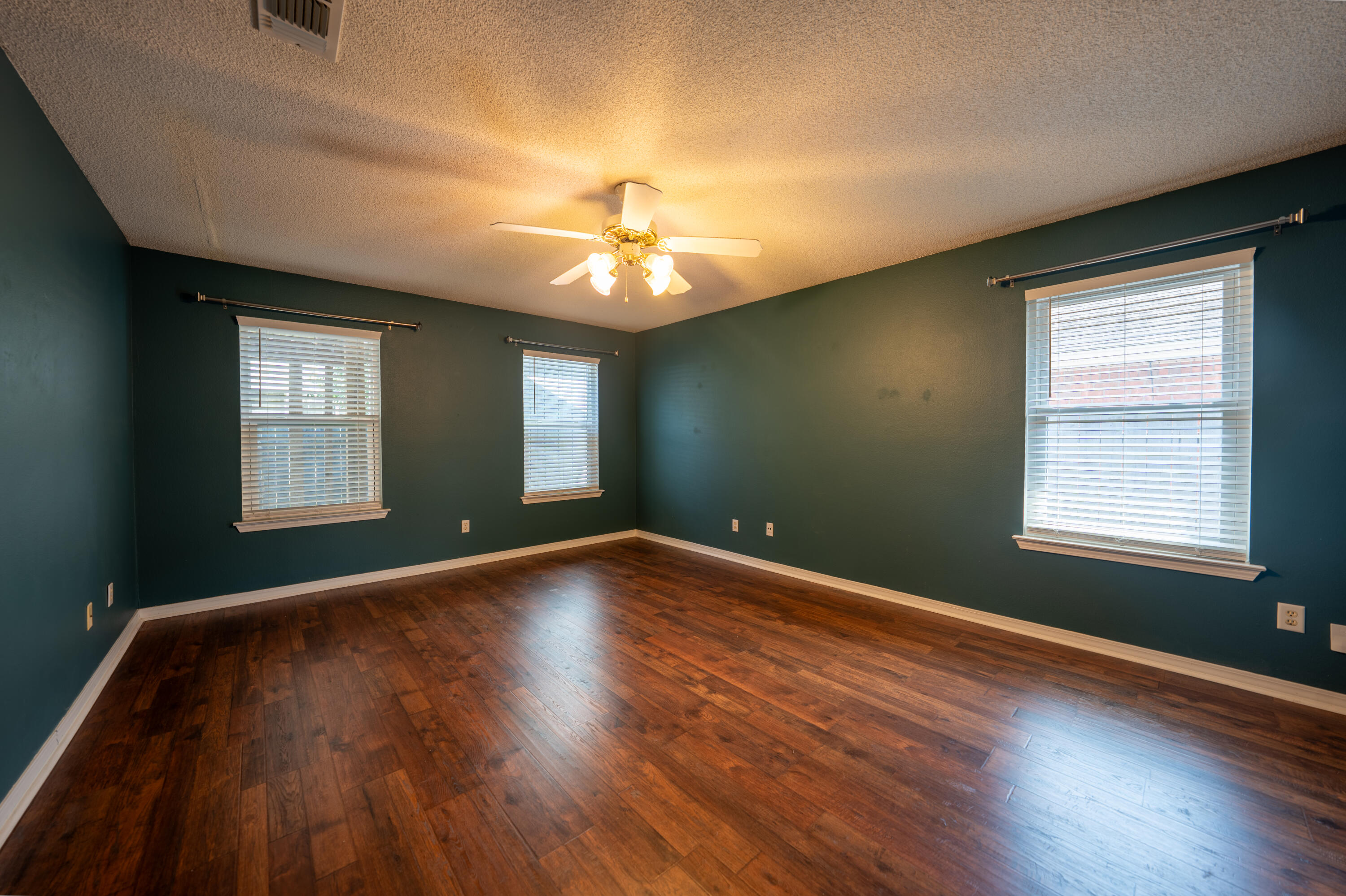 1739 Ivalea Circle Navarre FL 32566