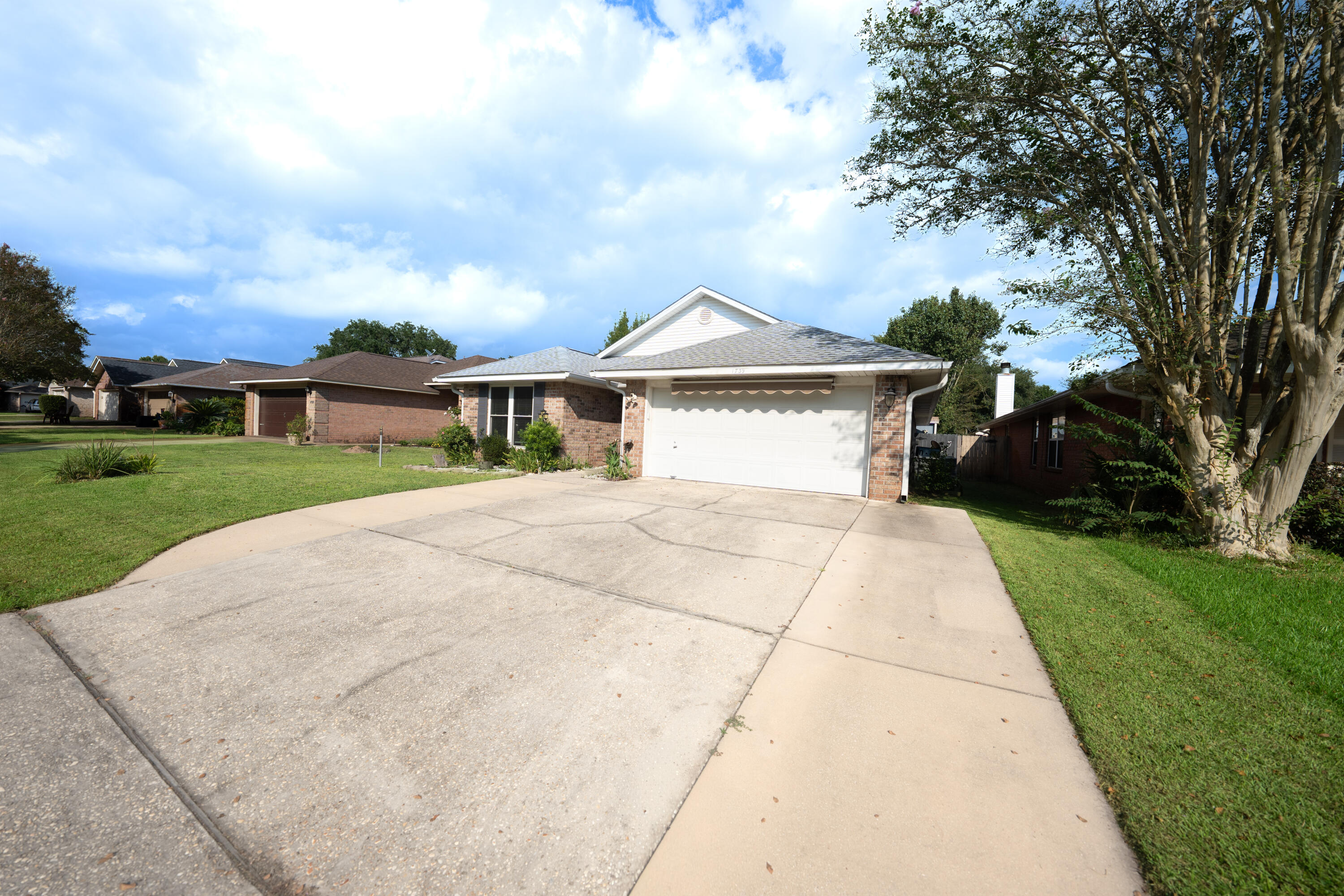 1739 Ivalea Circle Navarre FL 32566