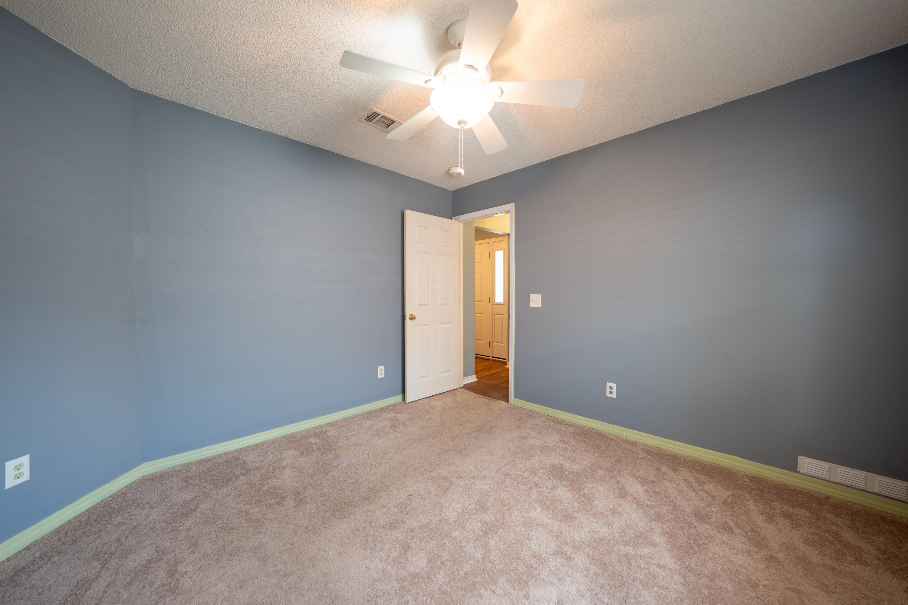 1739 Ivalea Circle Navarre FL 32566