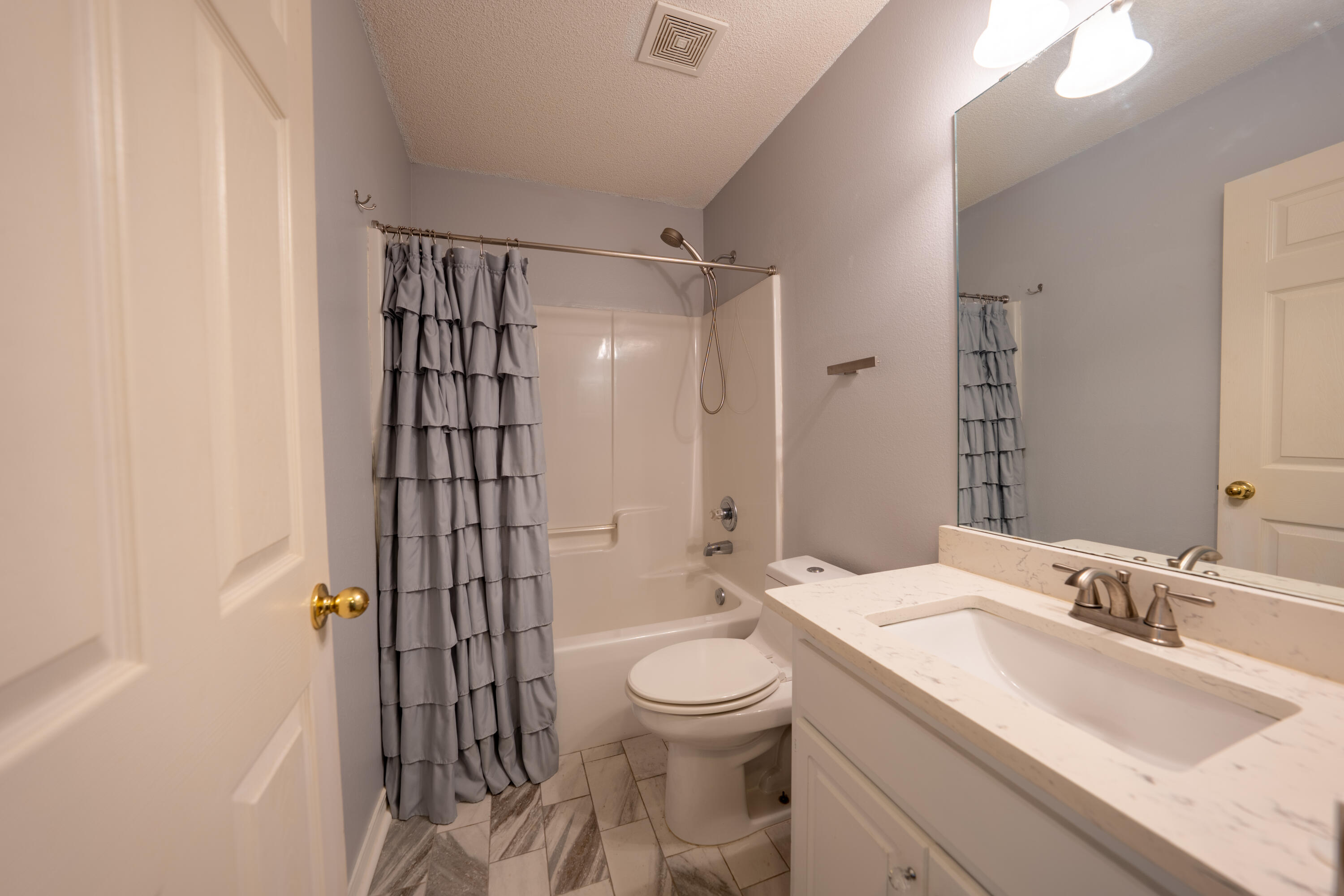 1739 Ivalea Circle Navarre FL 32566