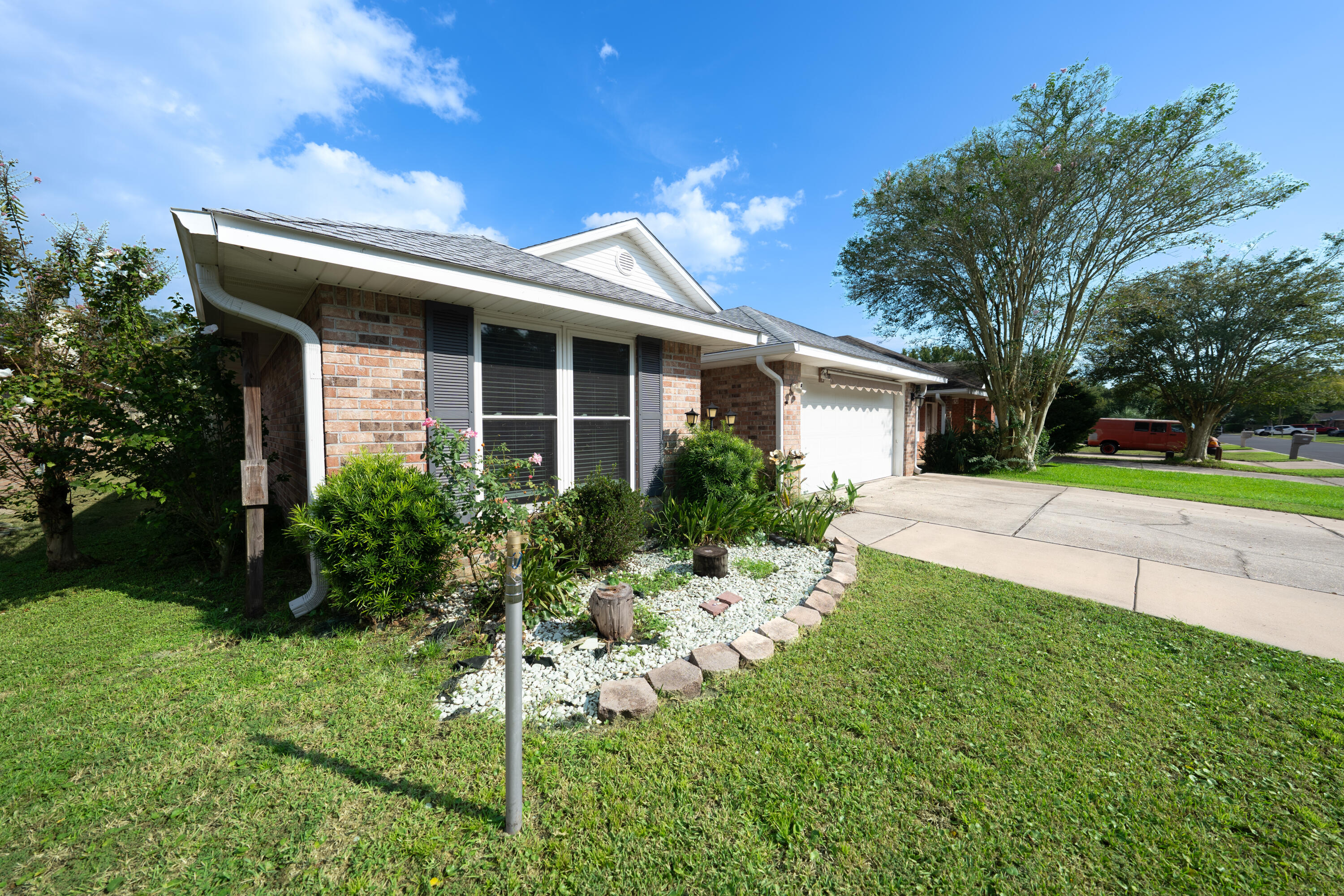 1739 Ivalea Circle Navarre FL 32566
