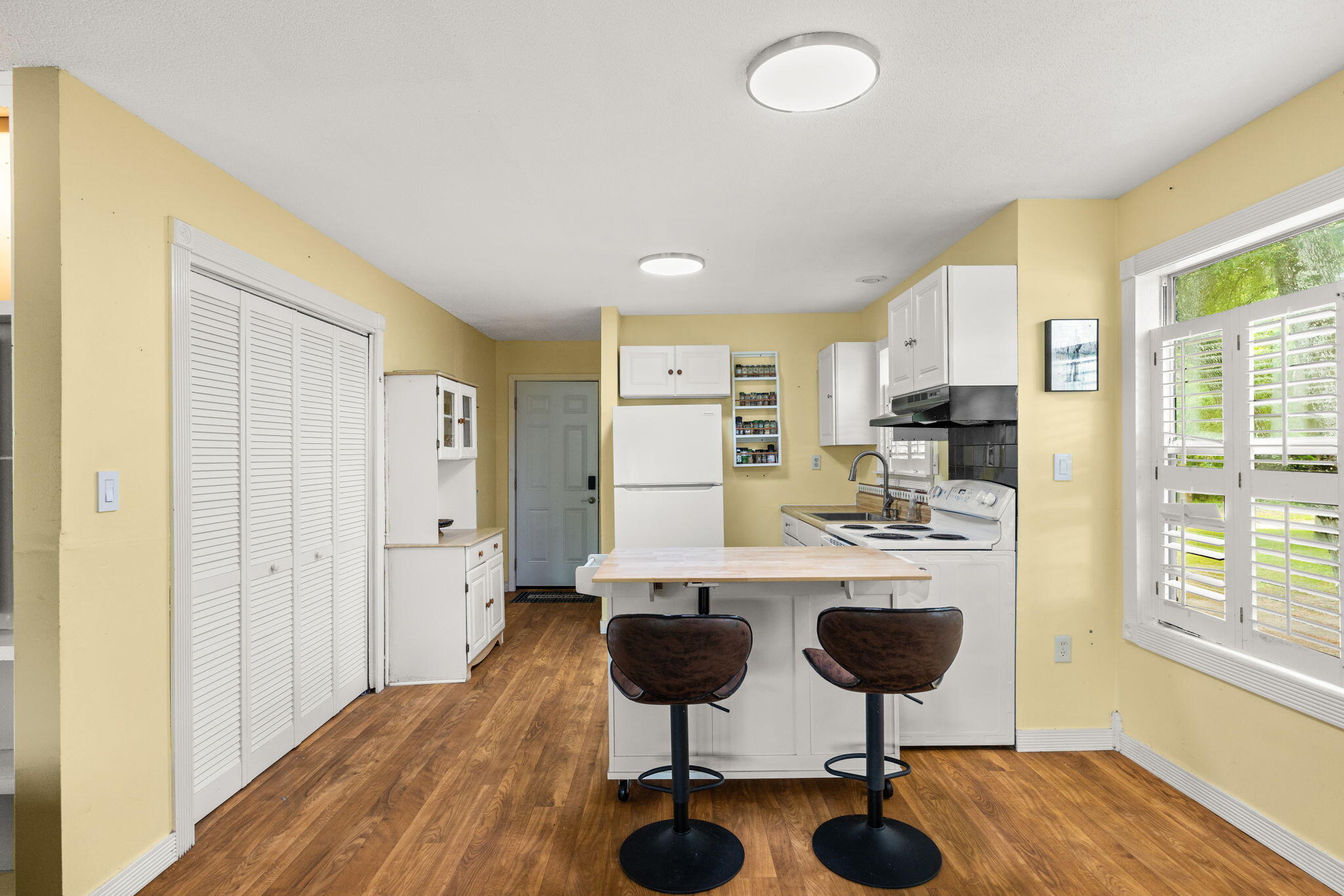 439 Big Cedar Road Ponce De Leon FL 32455