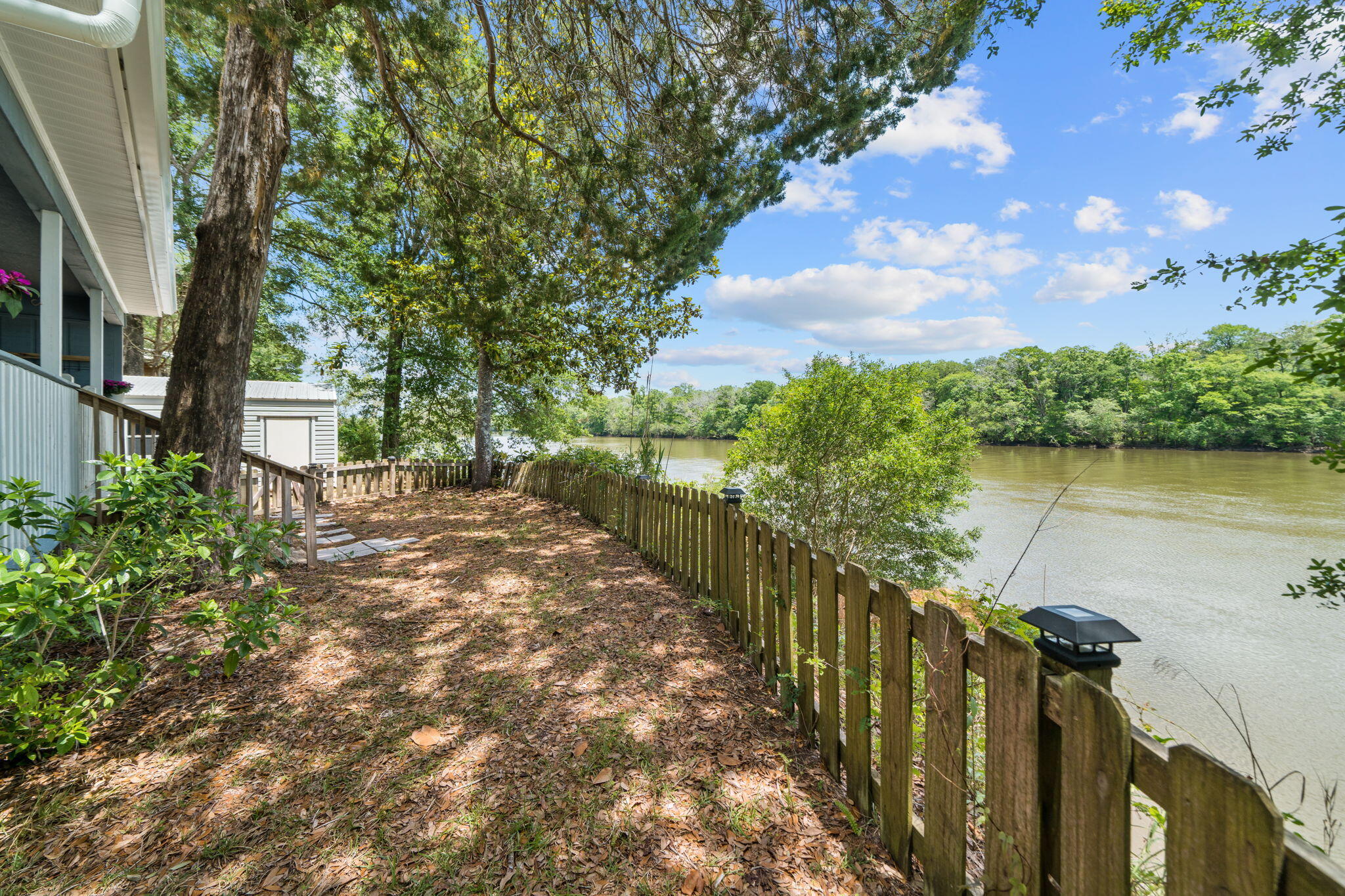 439 Big Cedar Road Ponce De Leon FL 32455