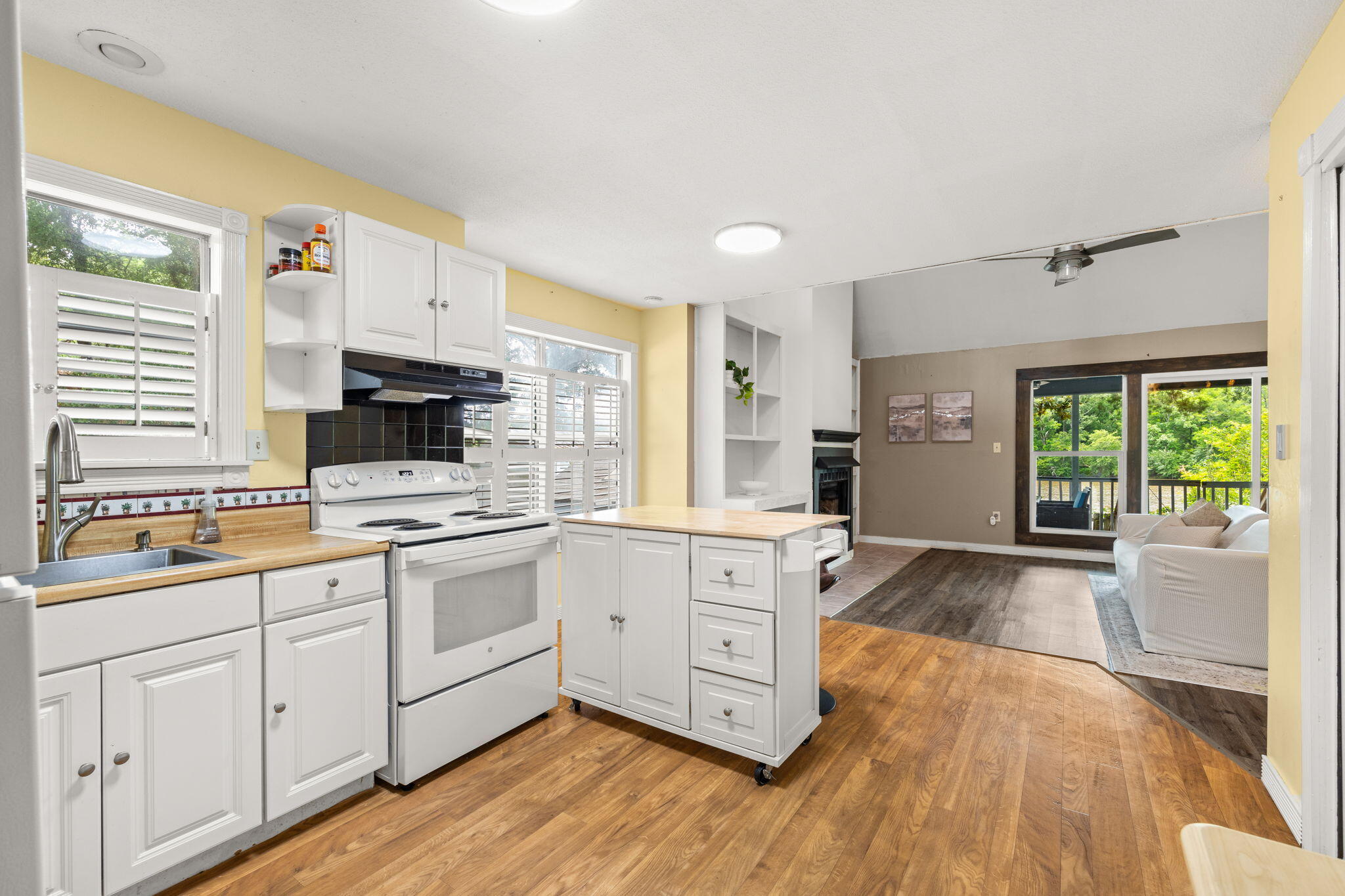 439 Big Cedar Road Ponce De Leon FL 32455